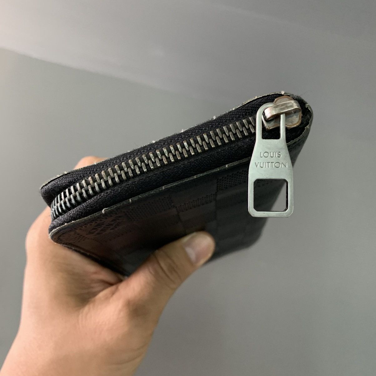 Louis Vuitton Louis Vuitton Leather Zipper Wallet Size ONE SIZE - 7 Thumbnail