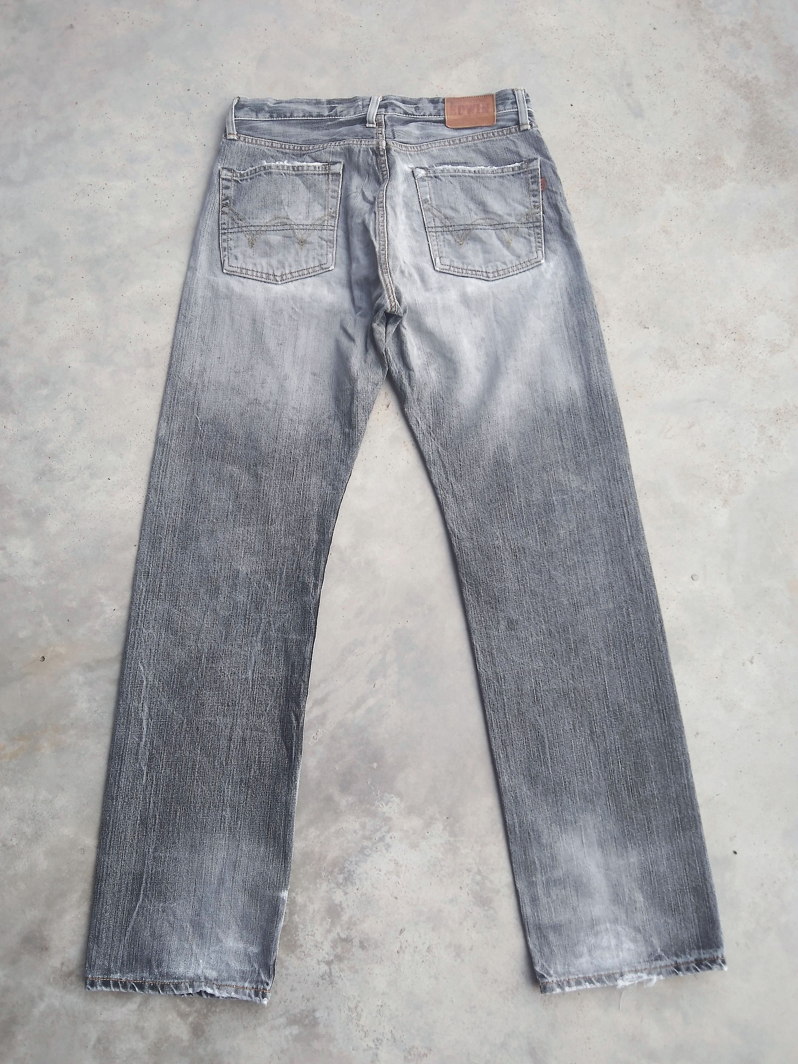 Japanese Brand Vintage Edwin Smoke Grey Faded Selvedge Redline Jeans 32x33 Size US 32 / EU 48 - 2 Thumbnail