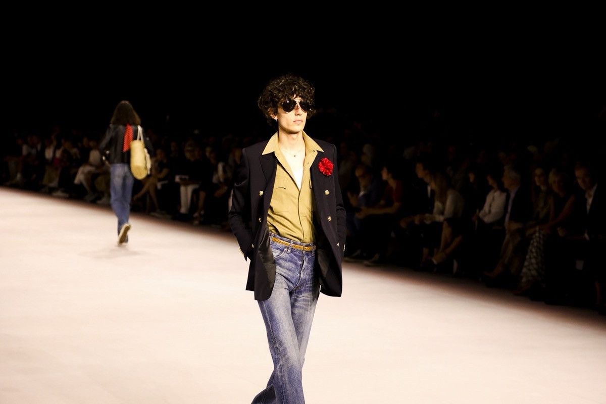 Hedi Slimane CELINE BY HEDI SLIMANE 20SS NAVY BLAZER Size 44L - 3 Thumbnail