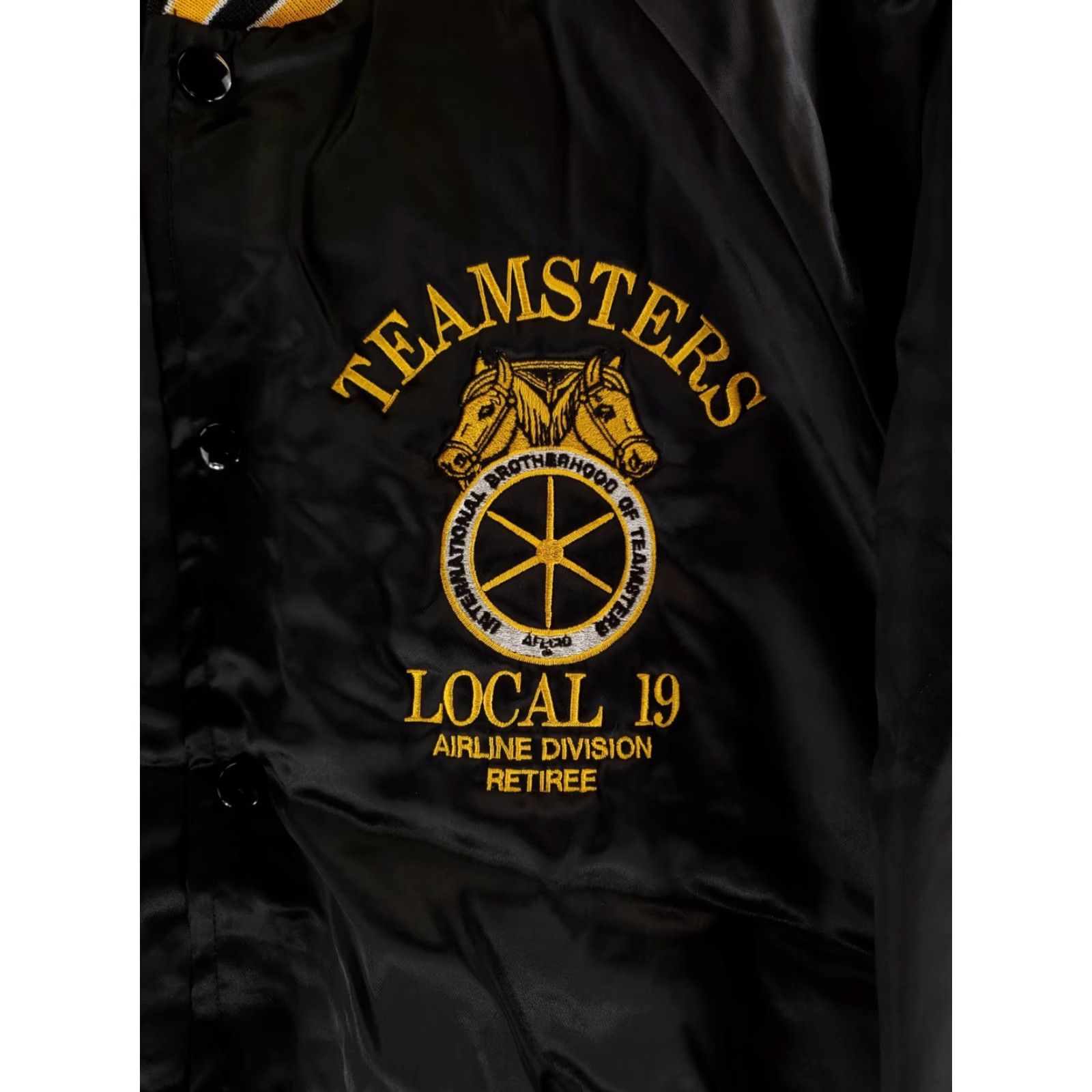 Vintage VINTAGE King Louie Bomber Jacket Local 19 Airline Division 90s Mens L Black Nylon Jacket Crew Size US L / EU 52-54 / 3 - 2 Thumbnail