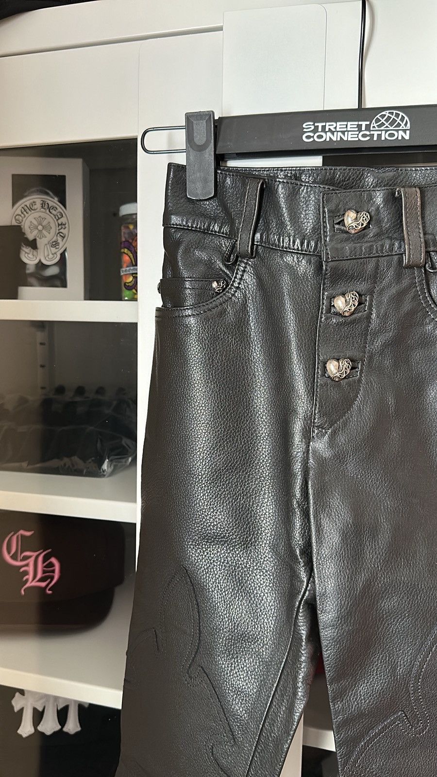 Chrome Hearts CHROME HEARTS HEAVY DUTY LEATHER FLEURKNEE KIDS YOUTH PANTS Size US 26 / EU 42 - 8 Thumbnail