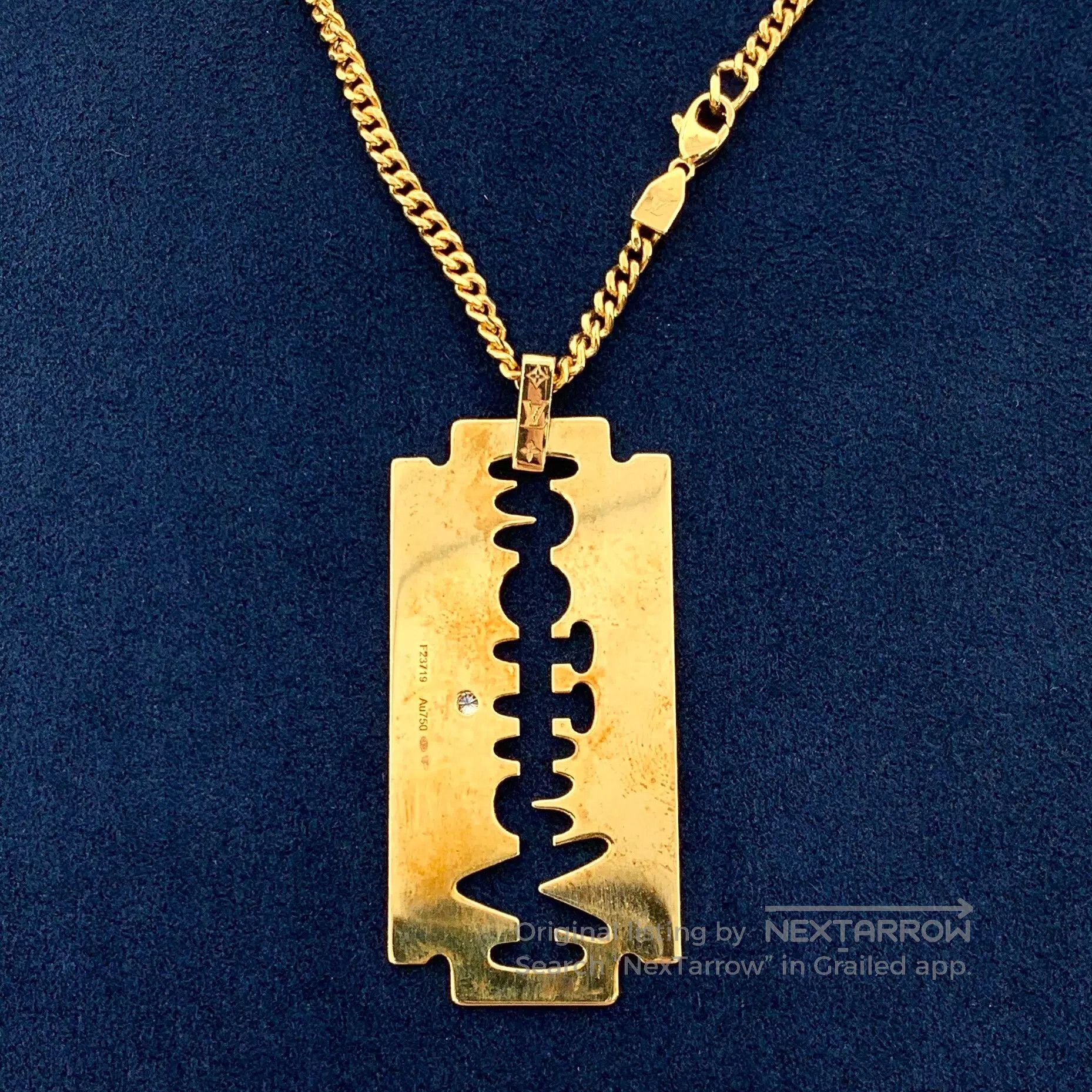 Louis Vuitton Louis Vuitton Gold cut-out blade necklace| Size ONE SIZE - 8 Thumbnail