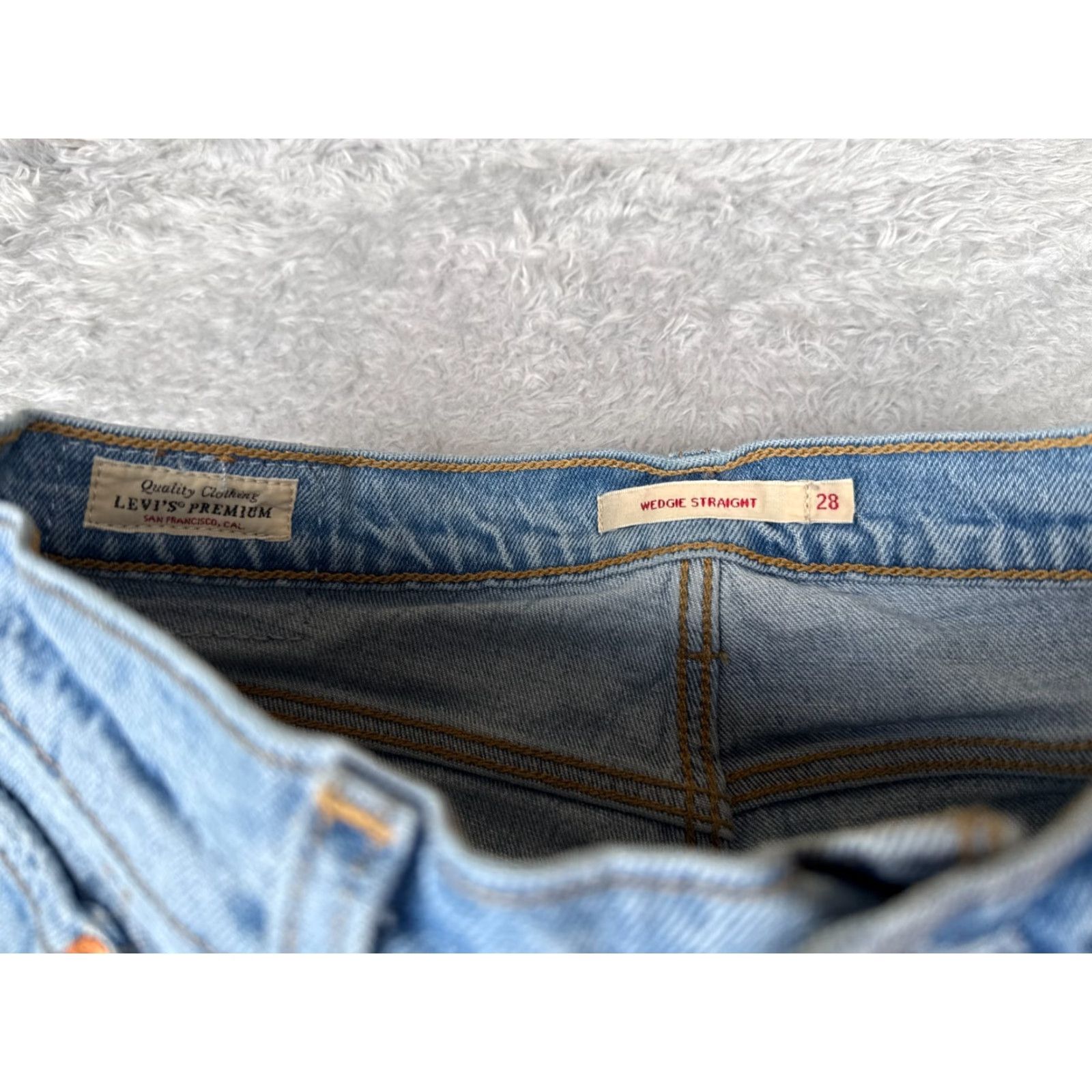 Levi's Levi's Jeans Womens 28 Blue Denim Wedgie Straight Distressed 28x26 Vintage No Size 28" / US 6 / IT 42 - 6 Thumbnail