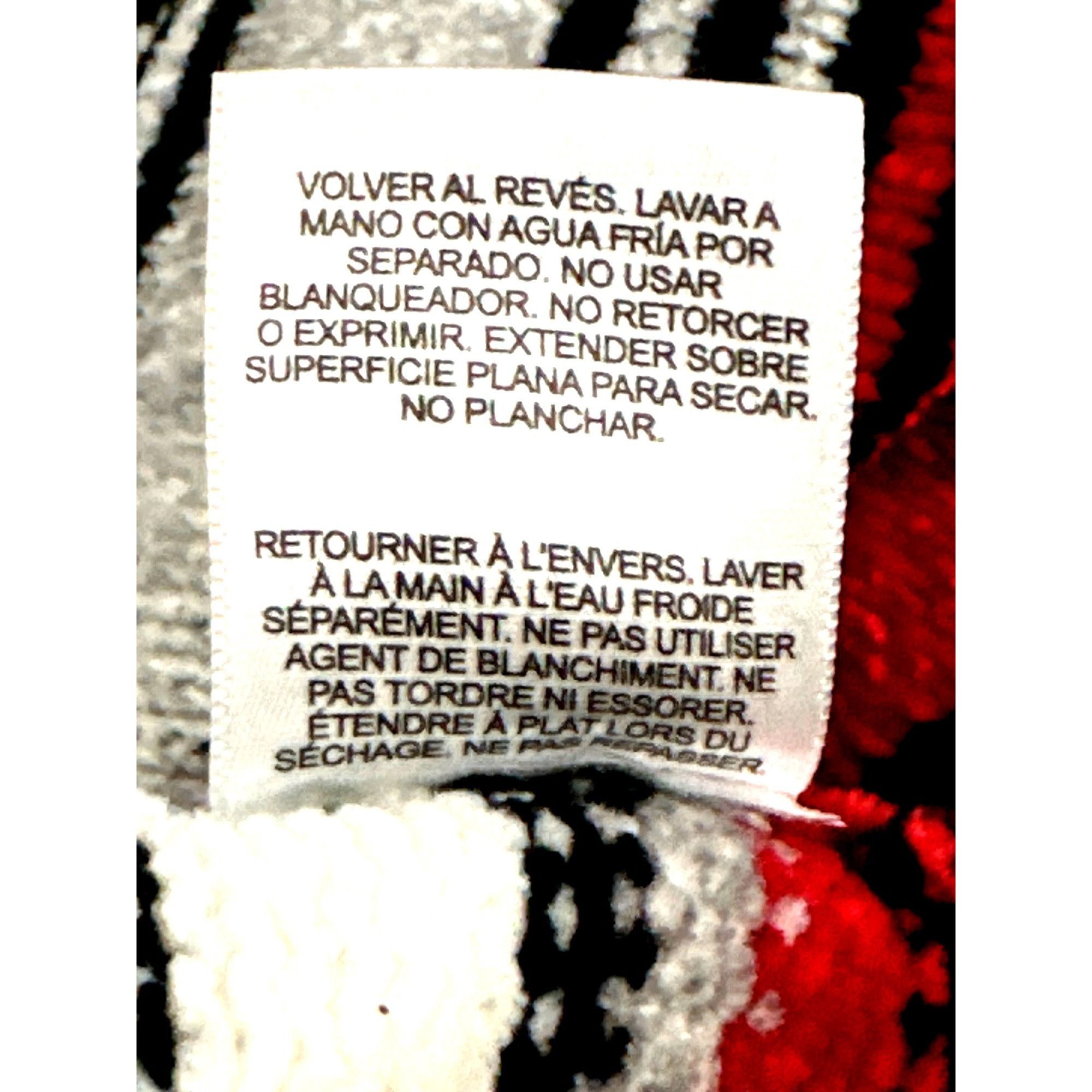 Other Alfred Dunner Large Red Black Striped Chenille Pullover Cozy Size L / US 10 / IT 46 - 10 Thumbnail
