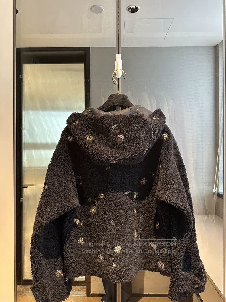 Valentino Valentino Thick coat Size XS / US 0-2 / IT 36-38 - 2 Thumbnail