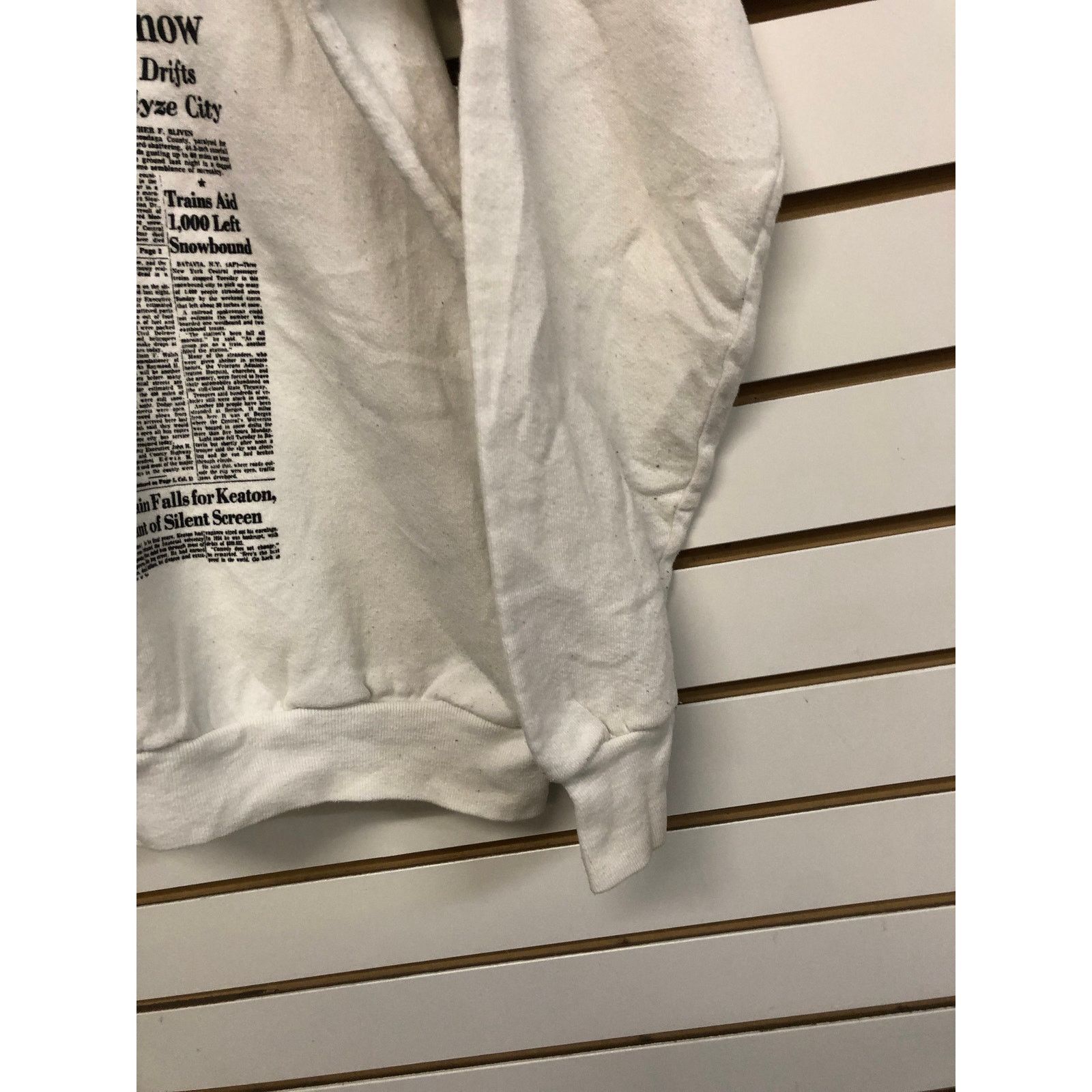 Hanes Vintage Extra the post standard Syracuse 1966 Sweatshirt XL Size US XL / EU 56 / 4 - 6 Thumbnail