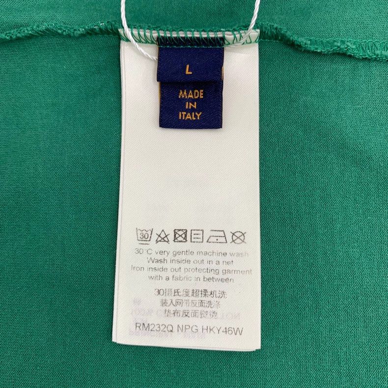 Louis Vuitton Louis Vuitton 23 green logo cotton crewneck short sleeve T Size US L / EU 52-54 / 3 - 6 Thumbnail