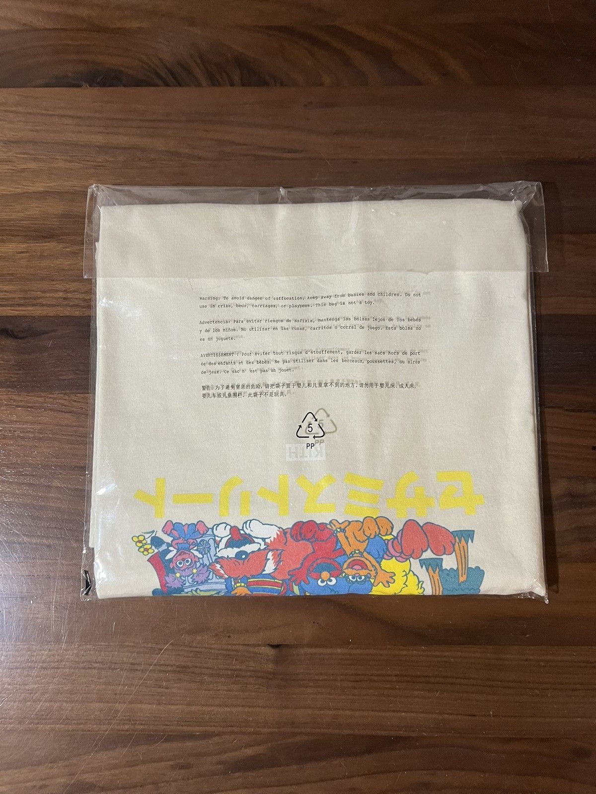 Kith Kith for Sesame Street Camp Vintage Tee in Waffle Size XL Size US XL / EU 56 / 4 - 8 Thumbnail