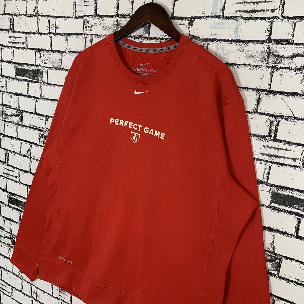 Nike Vintage Sportwear Nike Small Logo Sweatshirt Crewneck Size US XL / EU 56 / 4 - 4 Thumbnail
