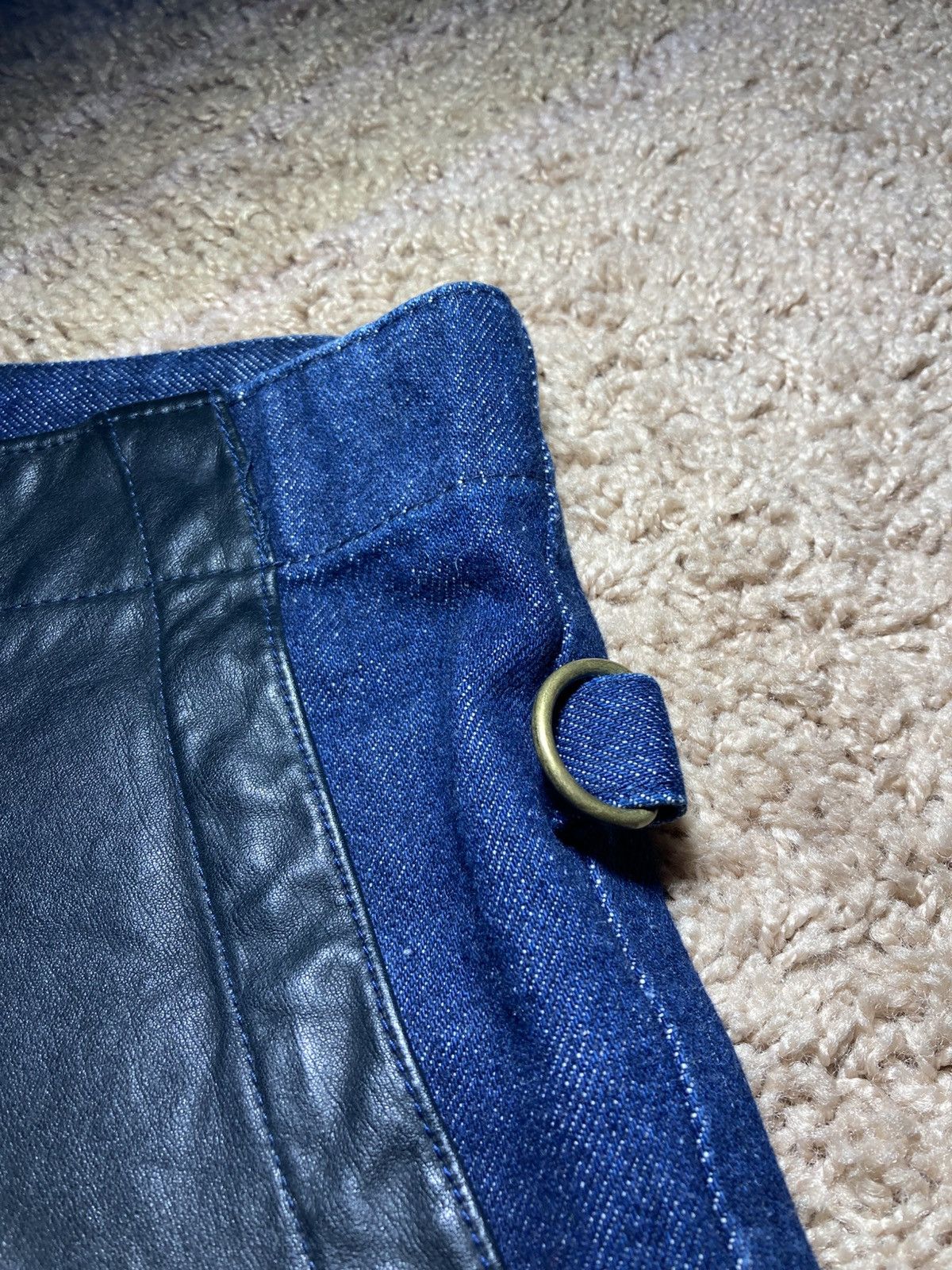 20471120 × Beauty Beast × Japanese Brand AW98 Beauty Beast Dark Knight Leather Denim Patchwork Shorts Size US 32 / EU 48 - 6 Thumbnail