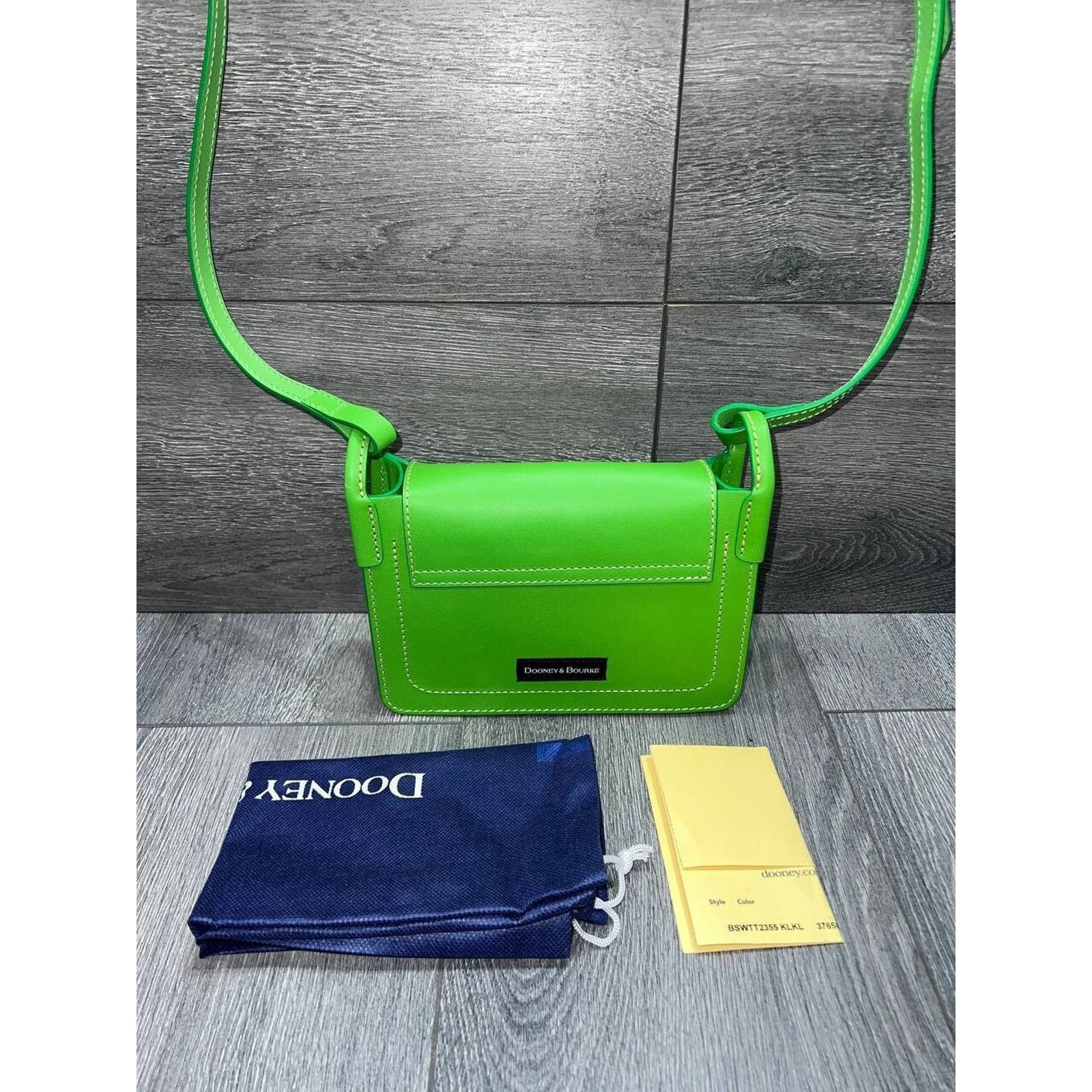 Dooney & Bourke Dooney & Bourke Smooth Leather Pinky Bag Kelly Green A653792 Size ONE SIZE - 7 Thumbnail
