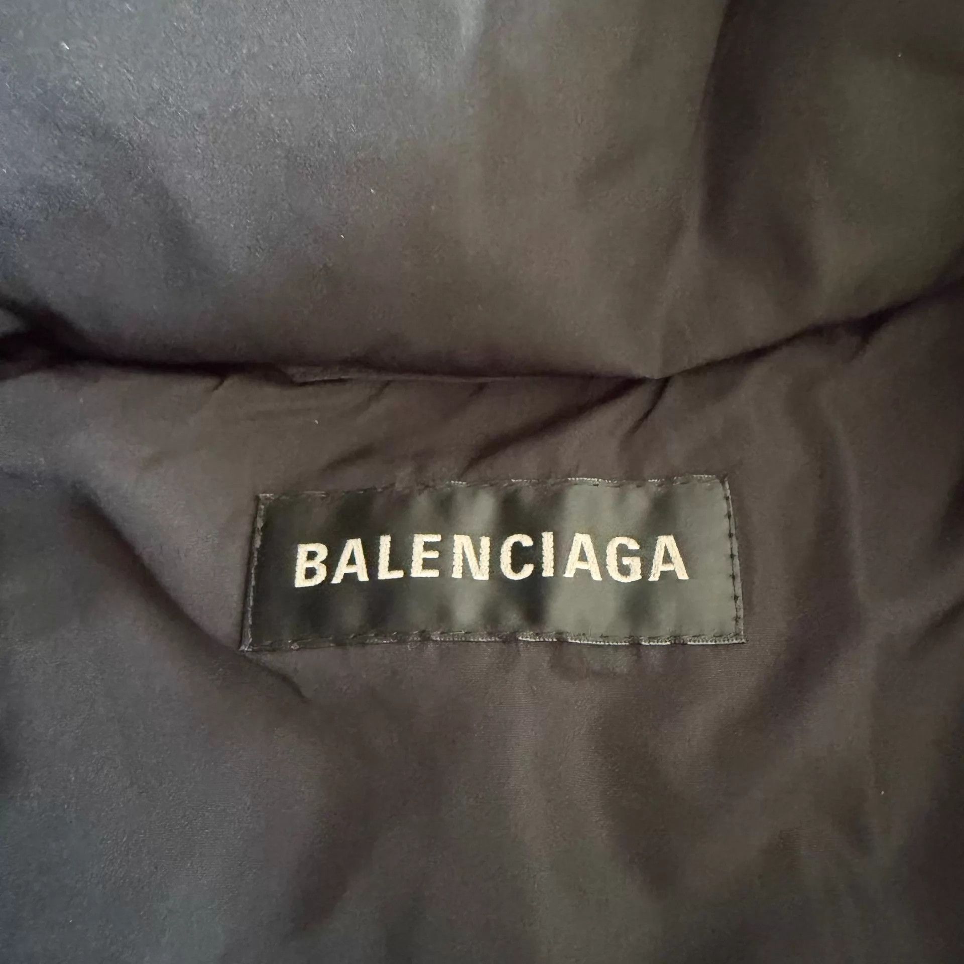 Balenciaga Balenciaga Coke Print Hooded Down Vest 46 Size US S / EU 44-46 / 1 - 3 Thumbnail