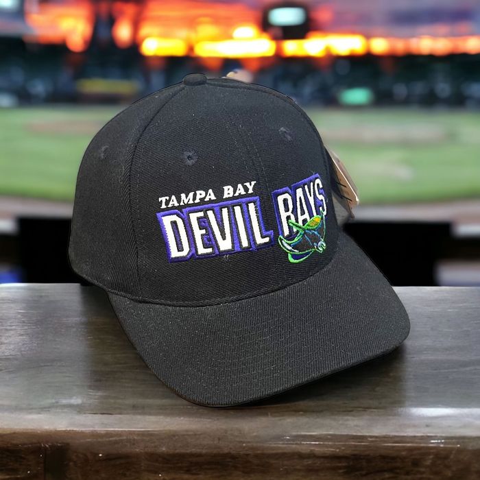 Tampa Bay Rays Vintage 90s New Era All Black Mens Strapback 