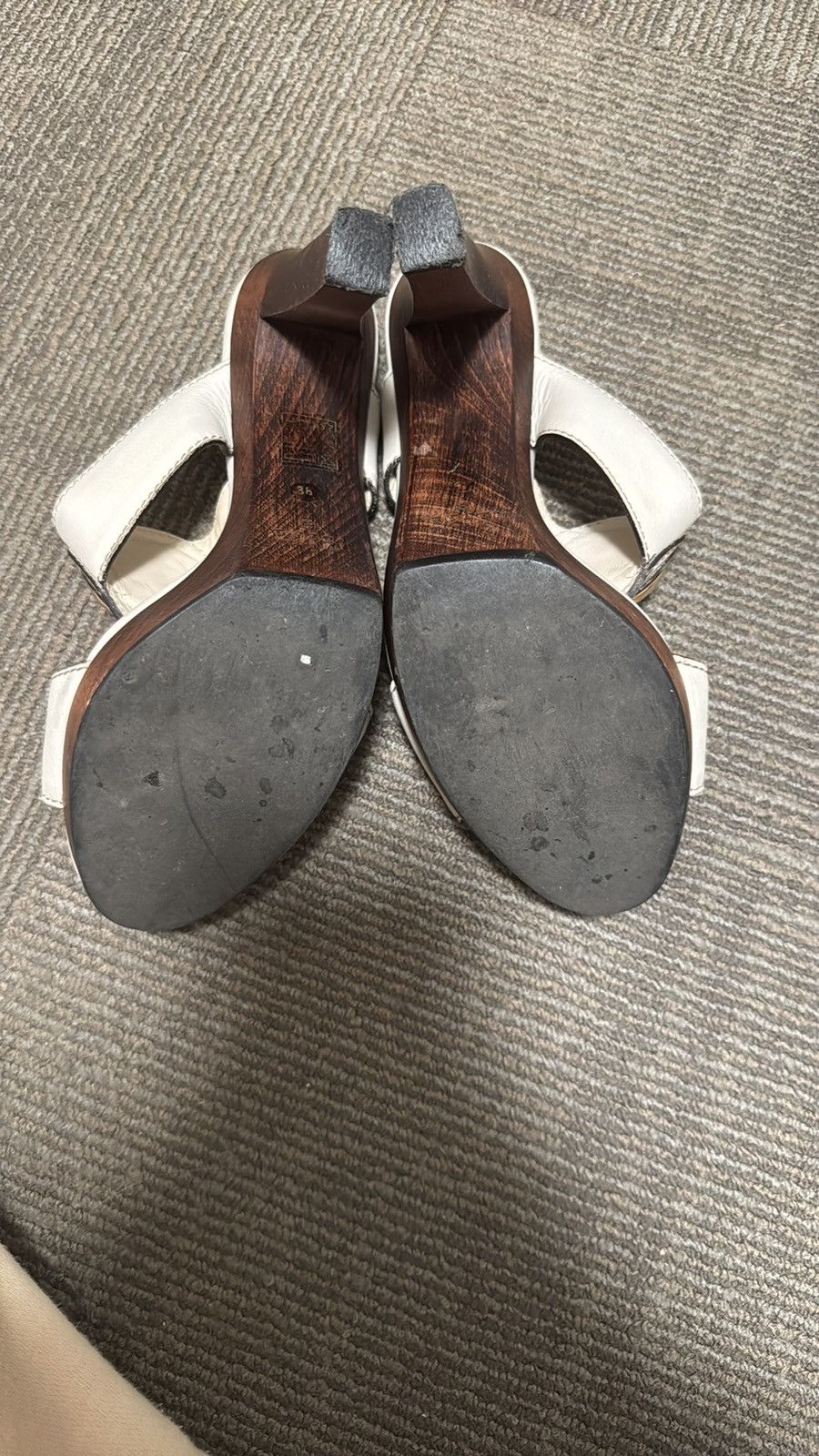 Gucci Guccis white heels Size US 8 / IT 38 - 8 Thumbnail