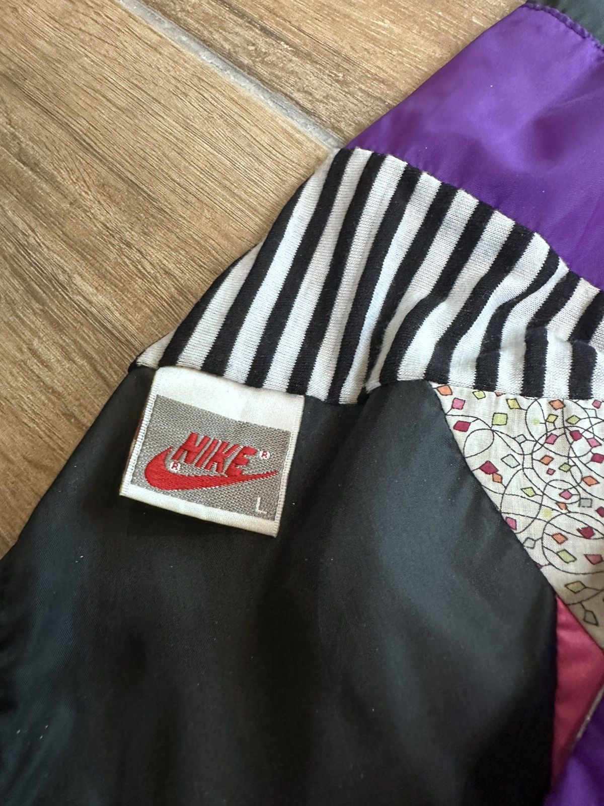 Nike × Vinti Andrews Nike X Vinti Andrews Reconstruct Multicolor Crop Windbreaker Size US M / EU 48-50 / 2 - 7 Thumbnail