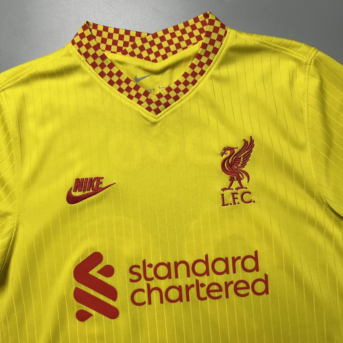 Vintage LIVERPOOL NIKE 2021/2022 SOCCER THIRD JERSEY #20 DIOGO JOTA Size US S / EU 44-46 / 1 - 4 Thumbnail