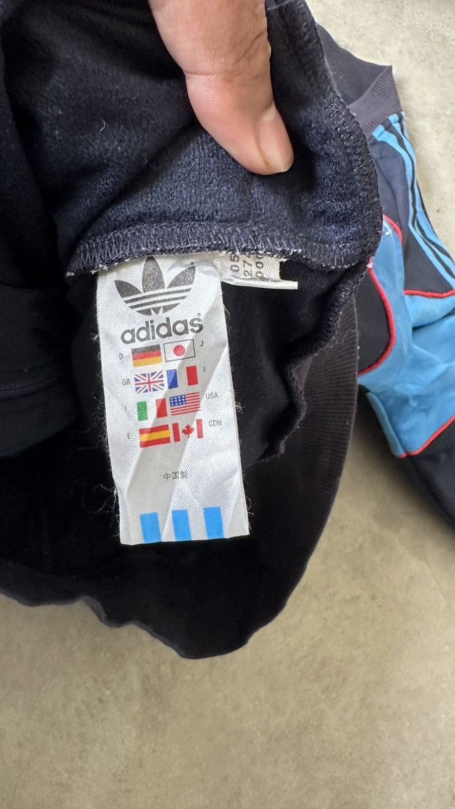 Adidas VINTAGE ADIDAS ORIGINAL SPORT TRACKTOP Size US M / EU 48-50 / 2 - 7 Thumbnail
