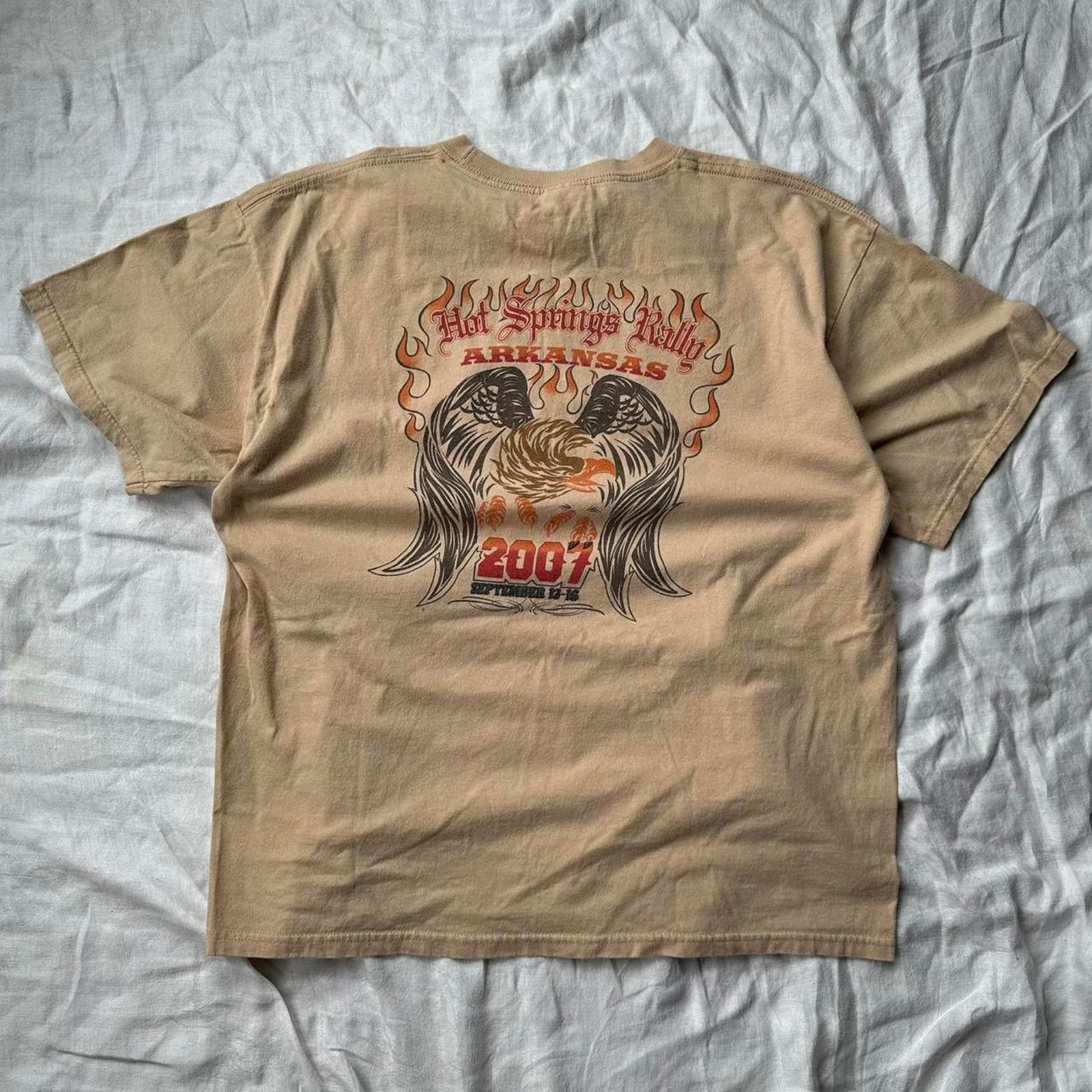 Vintage Vintage Beige Hot Springs Rally Arkansas Biker Graphic Tee Size US XL / EU 56 / 4 - 2 Thumbnail