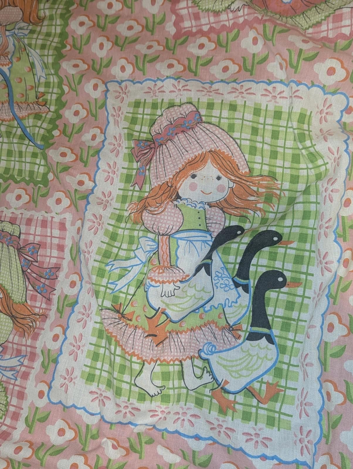 Sears VTG 70s Sears Pink Holly Hobbie Twin Comforter w/Dust Ruffle Size ONE SIZE - 3 Thumbnail