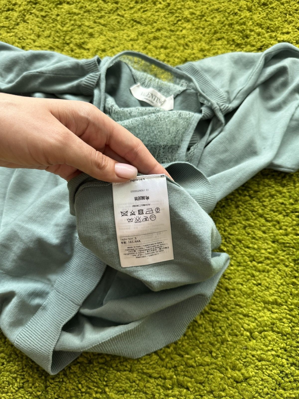 Designer × Valentino Valentino 100% wool avant garde sweater Size S / US 4 / IT 40 - 8 Thumbnail