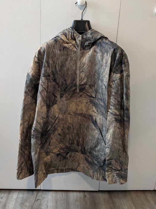 Yeezy season 4 jacket hot sale