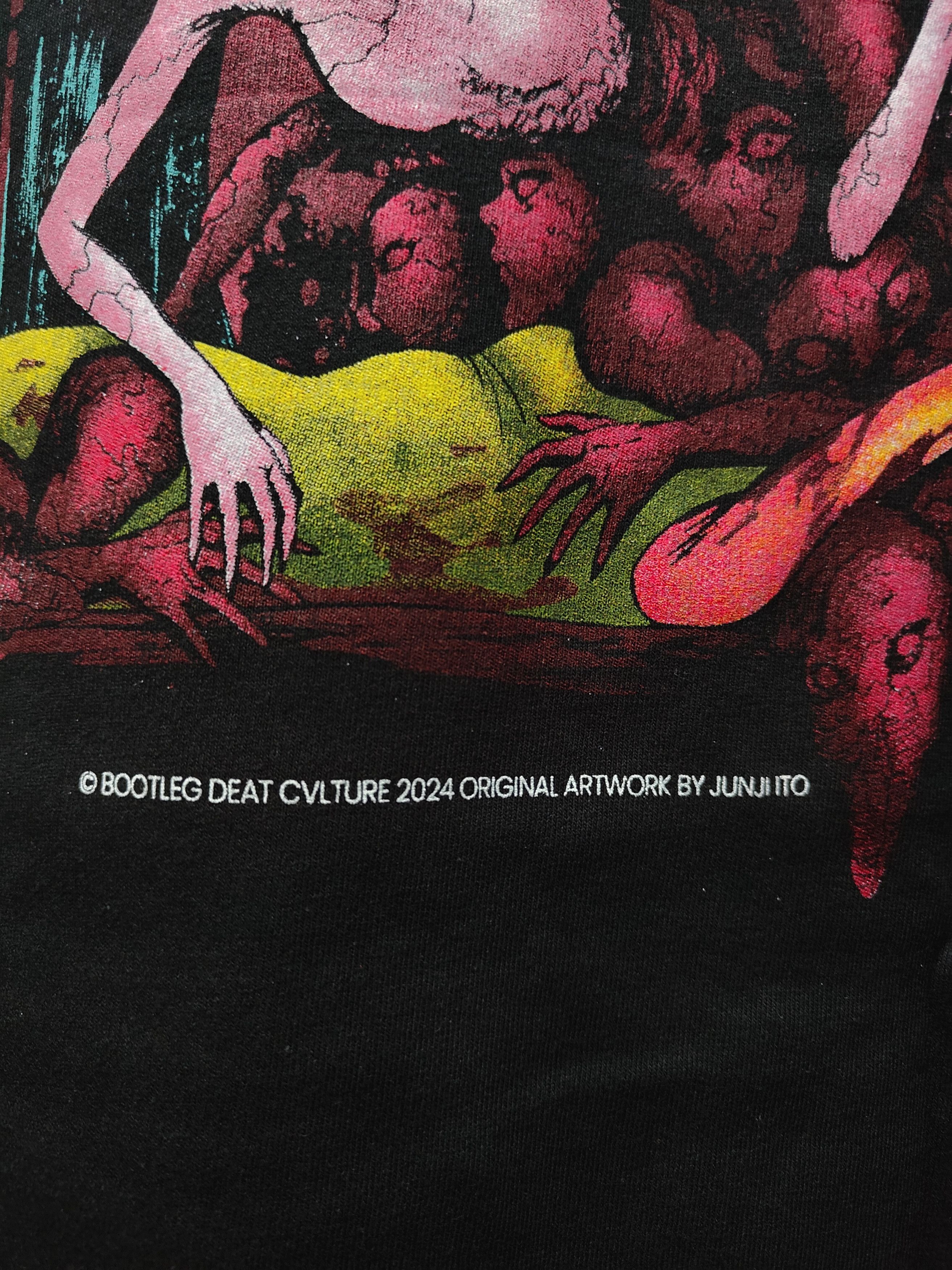 Anime Junji Ito Tomie T-shirt Size US XL / EU 56 / 4 - 11 Thumbnail
