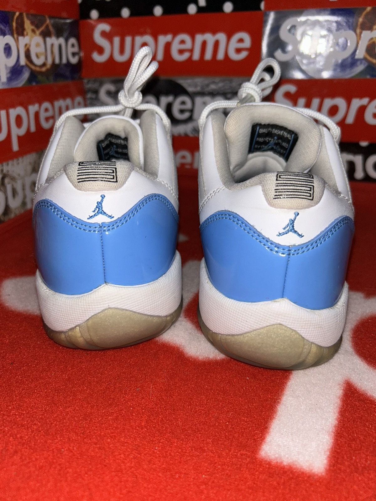 Jordan Brand Jordan 11 Retro Low University Blue (GS) 528896-106 size 4y Size US 5 / EU 37 - 3 Thumbnail