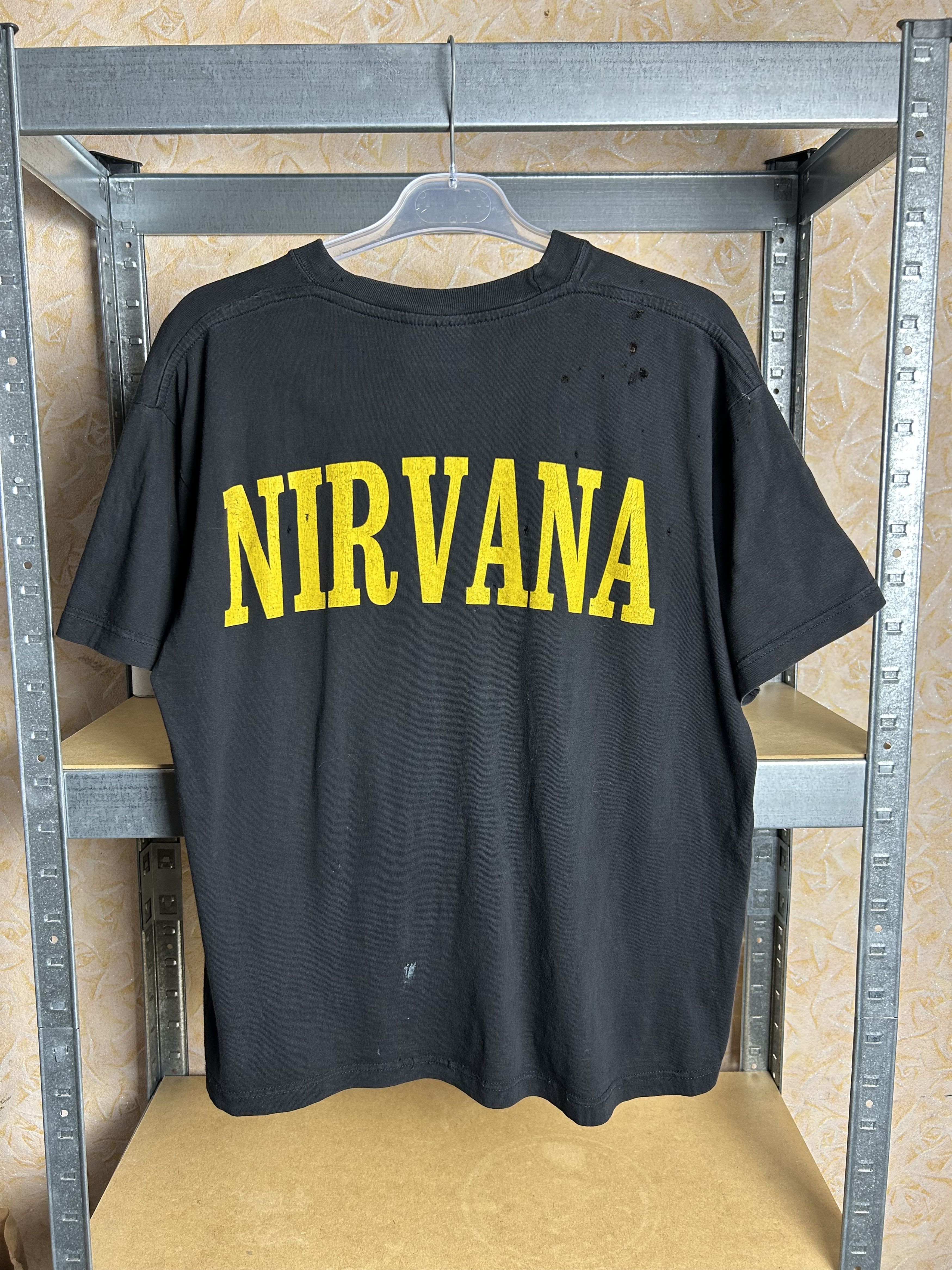 Band Tees Vintage 90s Nirvana Kurt Cobain Rock Band T-shirt Size US L / EU 52-54 / 3 - 2 Thumbnail