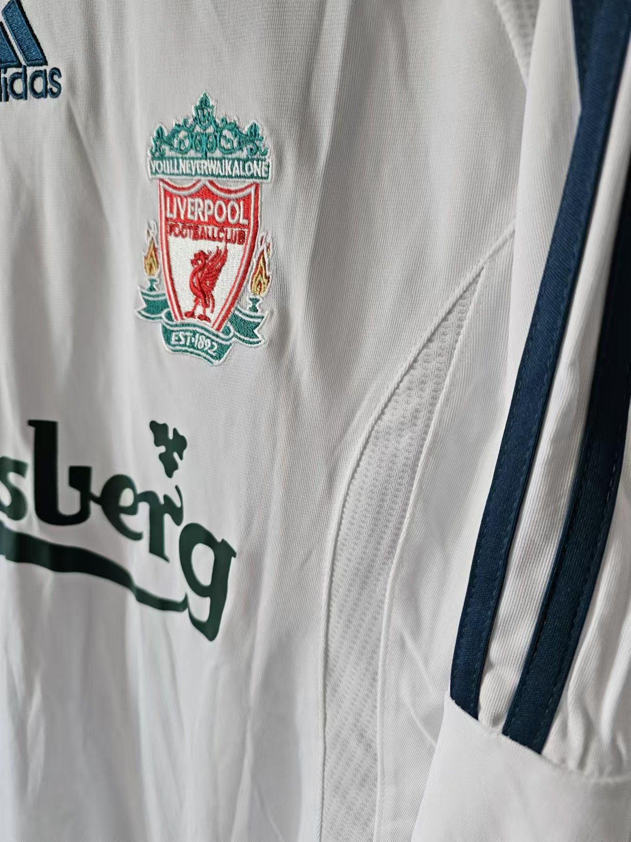 Other 2006 2007 Liverpool 9 Torres Jersey Away Size US M / EU 48-50 / 2 - 3 Thumbnail