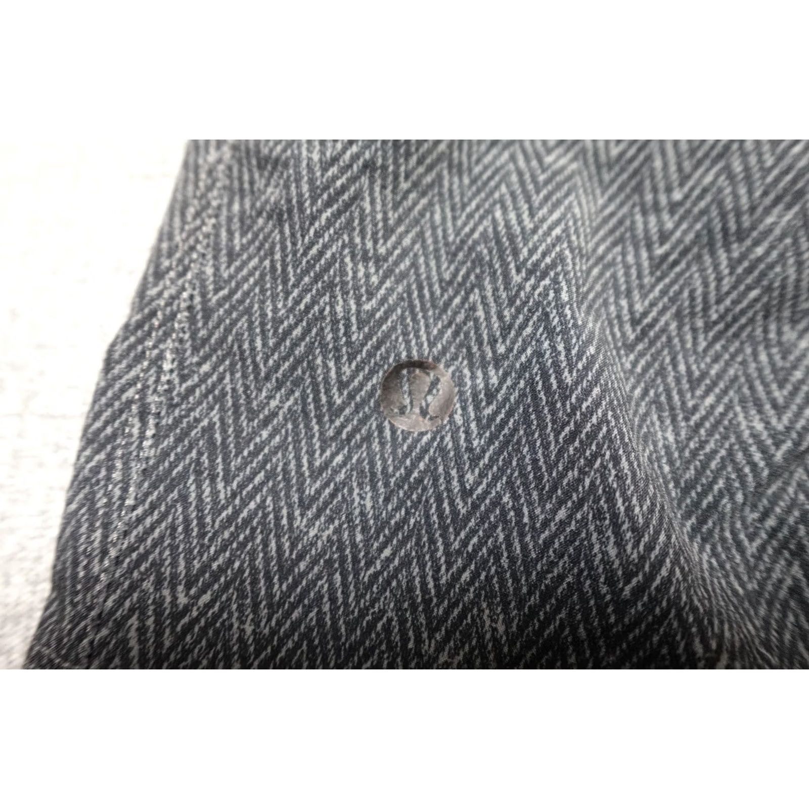 Lululemon Lululemon Gray Performance Stretch Running Athletic Comfort Short Mens M Size US 28 / EU 44 - 5 Thumbnail