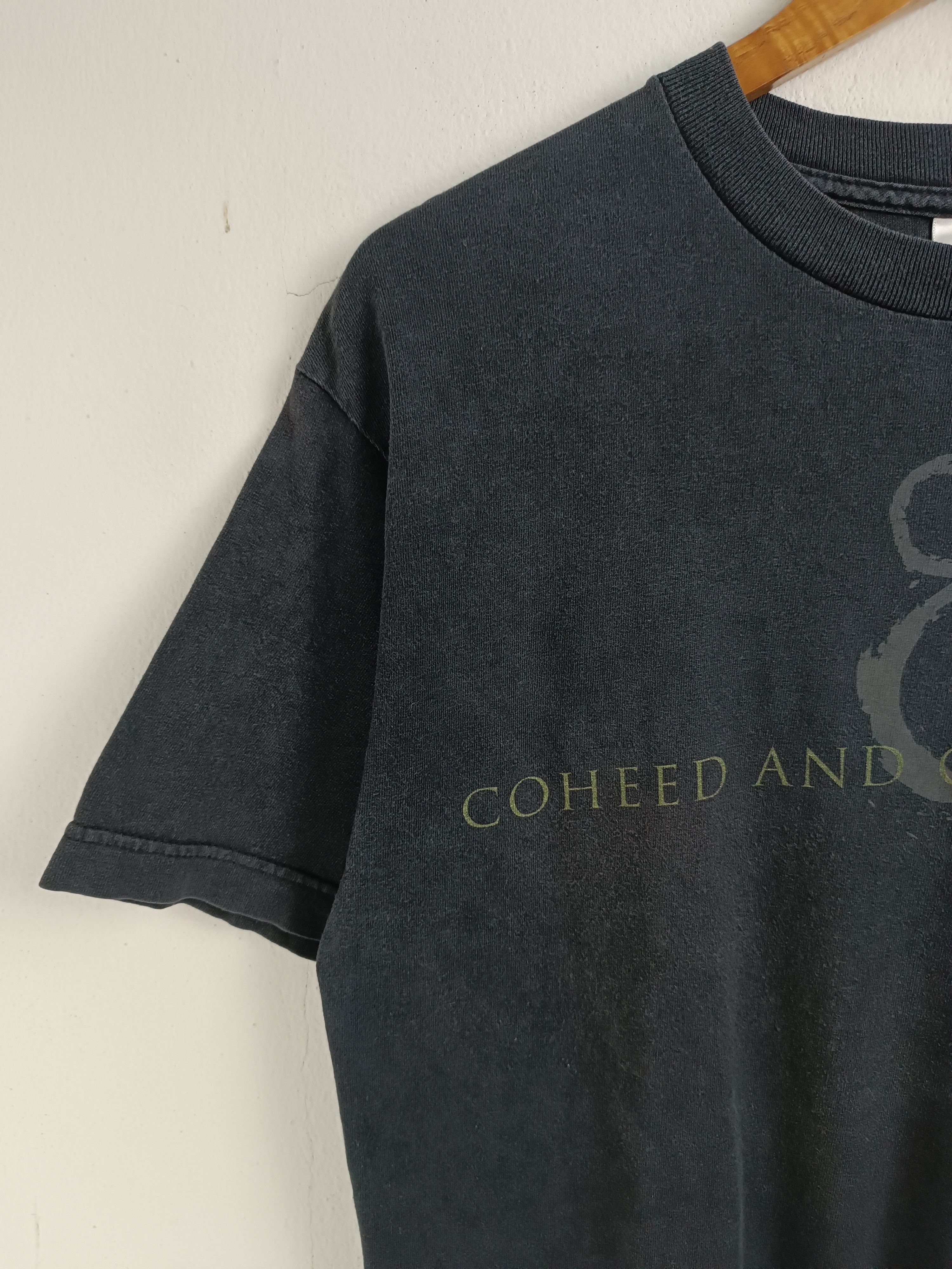 Band Tees VINTAGE 2000s COHEED & CAMBRIA Y2K TOUR TS volta used sunday Size US M / EU 48-50 / 2 - 5 Thumbnail