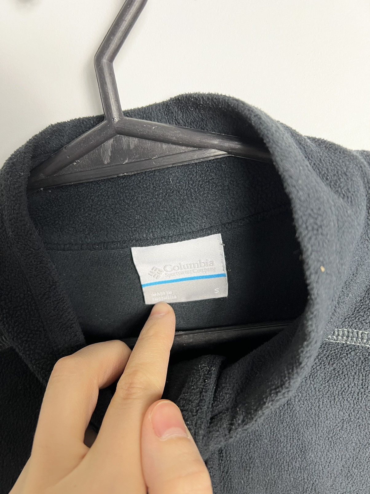 Columbia Fleece Jacket Columbia black half zip Size US S / EU 44-46 / 1 - 3 Thumbnail