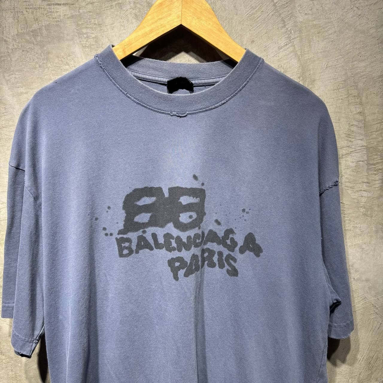 Balenciaga Balenciaga Back Bleed BB logo distressed tee Size US XL / EU 56 / 4 - 2 Thumbnail