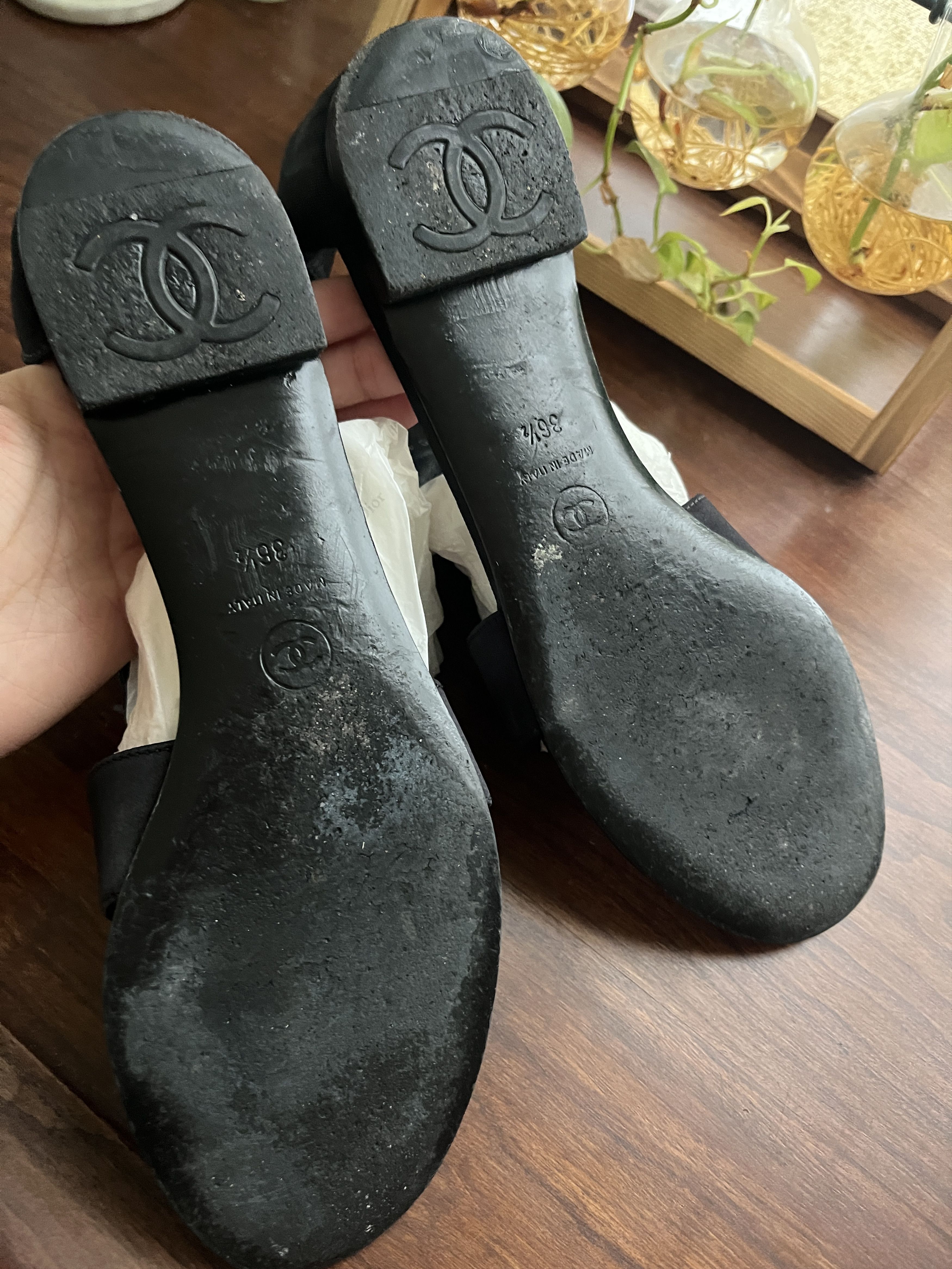 Chanel Chanel black renaissance sandals size 36.5 Size US 6.5 / IT 36.5 - 6 Thumbnail