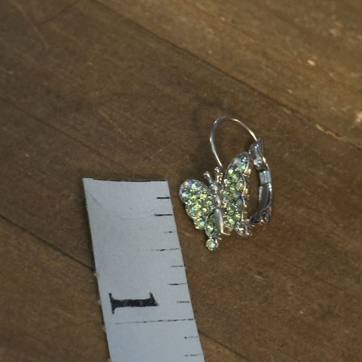 Other Silver tone AB green crystal butterfly leverback earrings Size ONE SIZE - 4 Thumbnail