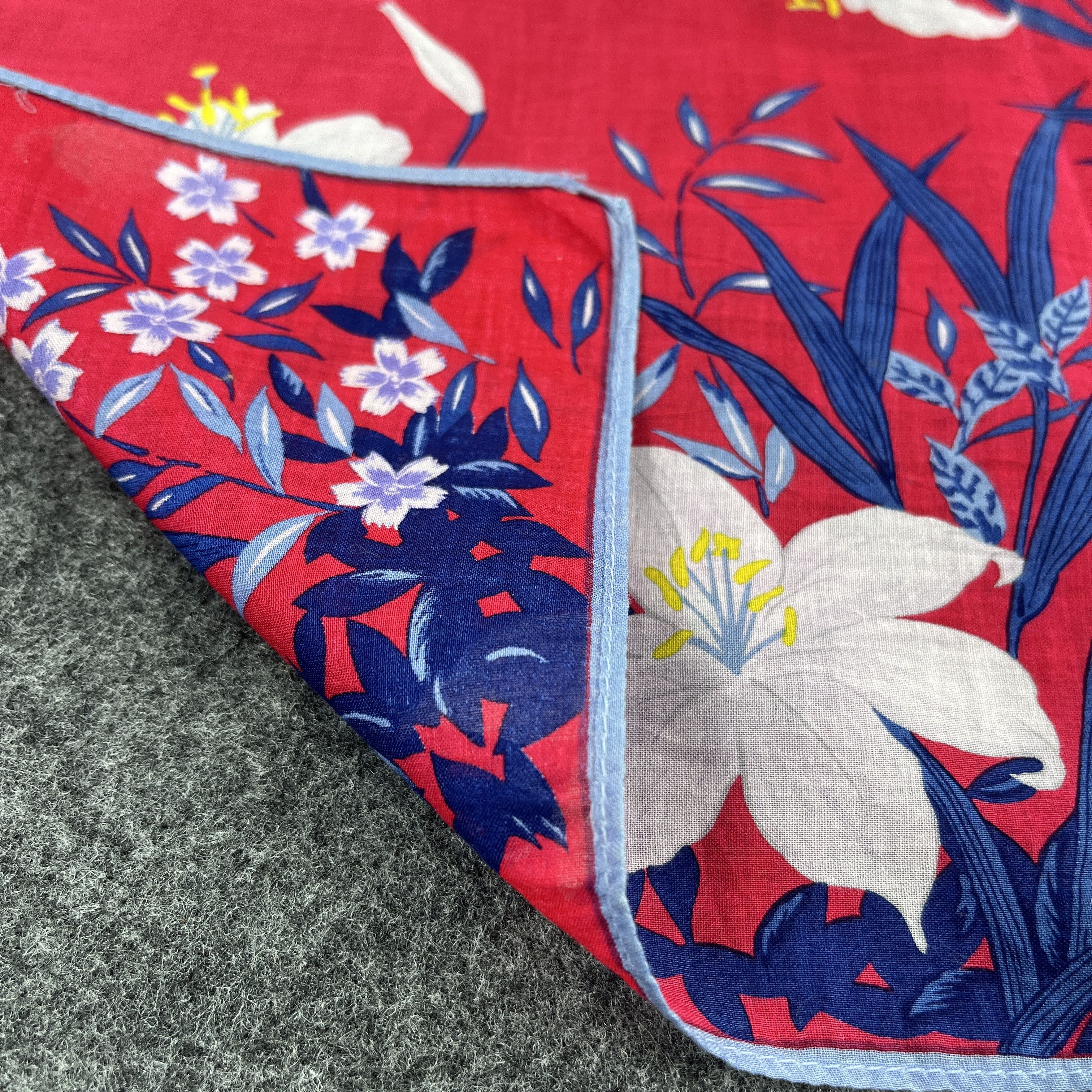 Japanese Brand Vintage Hanae Mori Bandana / Handkerchief / Neckerchief B024 Size ONE SIZE - 9 Thumbnail
