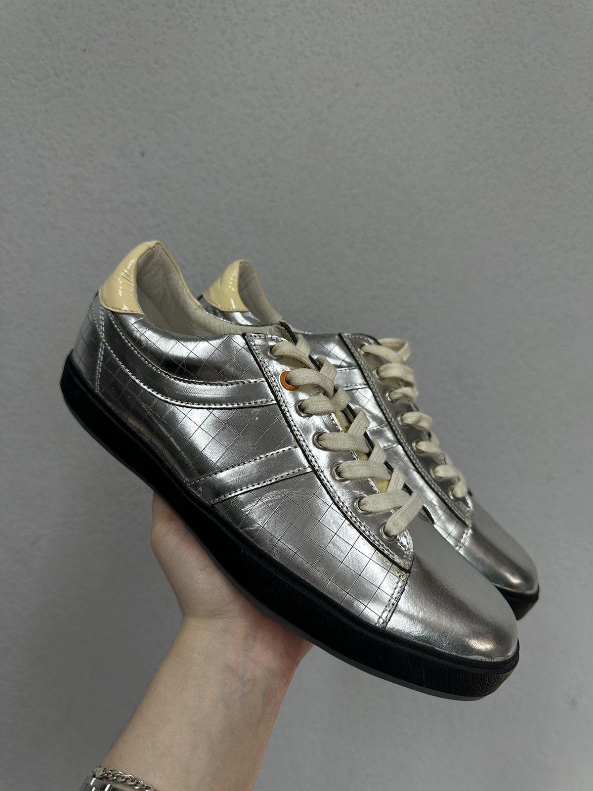 Hugo Boss Vintage Streetwear Hugo Boss Sneakers Y2K Avantgarde Shoes Size US 7 / EU 40 - 1 Thumbnail