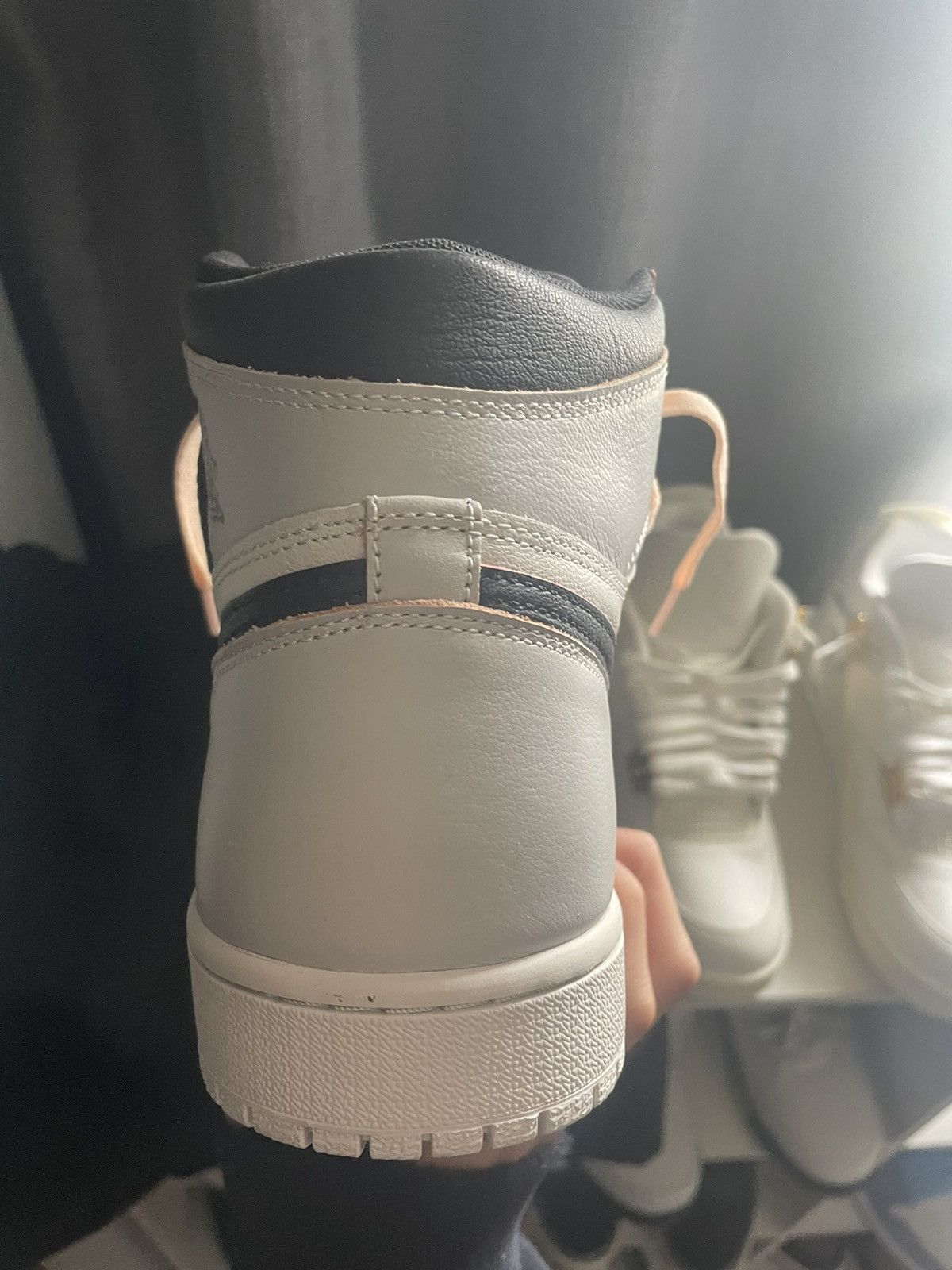 Jordan Brand × Nike Air Jordan 1 NYC to Paris Size US 10 / EU 43 - 2 Thumbnail