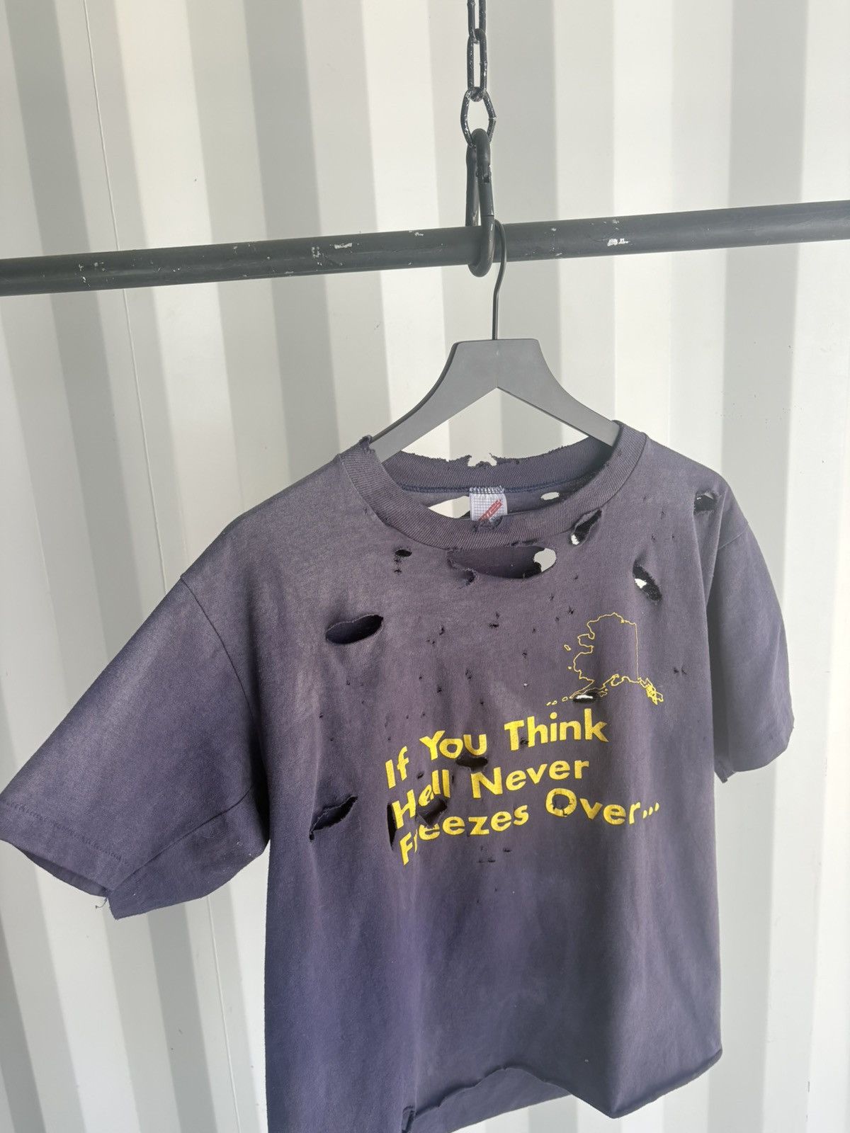 Vintage Thrashed Hell Freezes Over Faded Distressed Shirt ERD Grunge Size US XL / EU 56 / 4 - 3 Thumbnail