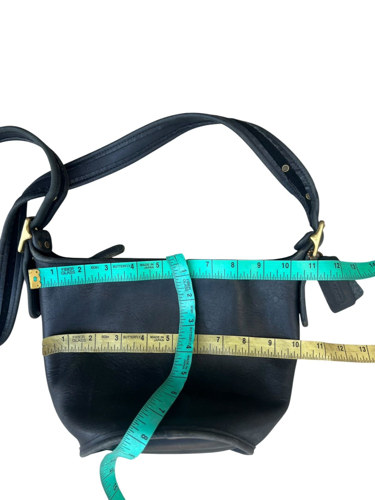Coach Vintage 90s Coach Usa Patina Black Cowhide Leather Sling Bag Size ONE SIZE - 2 Thumbnail