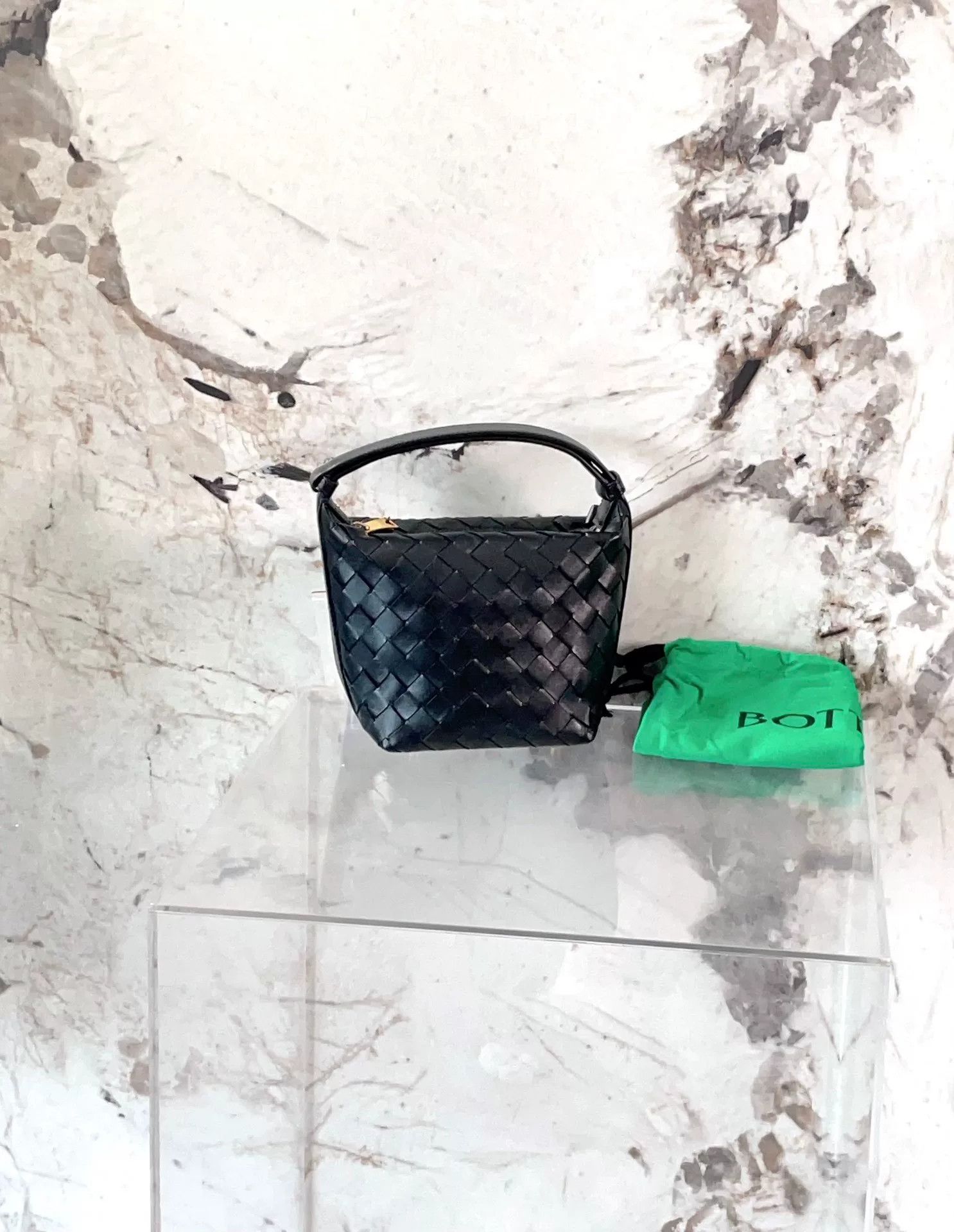 Bottega Veneta Pre-loved Bag Very good condition Size ONE SIZE - 1 Thumbnail