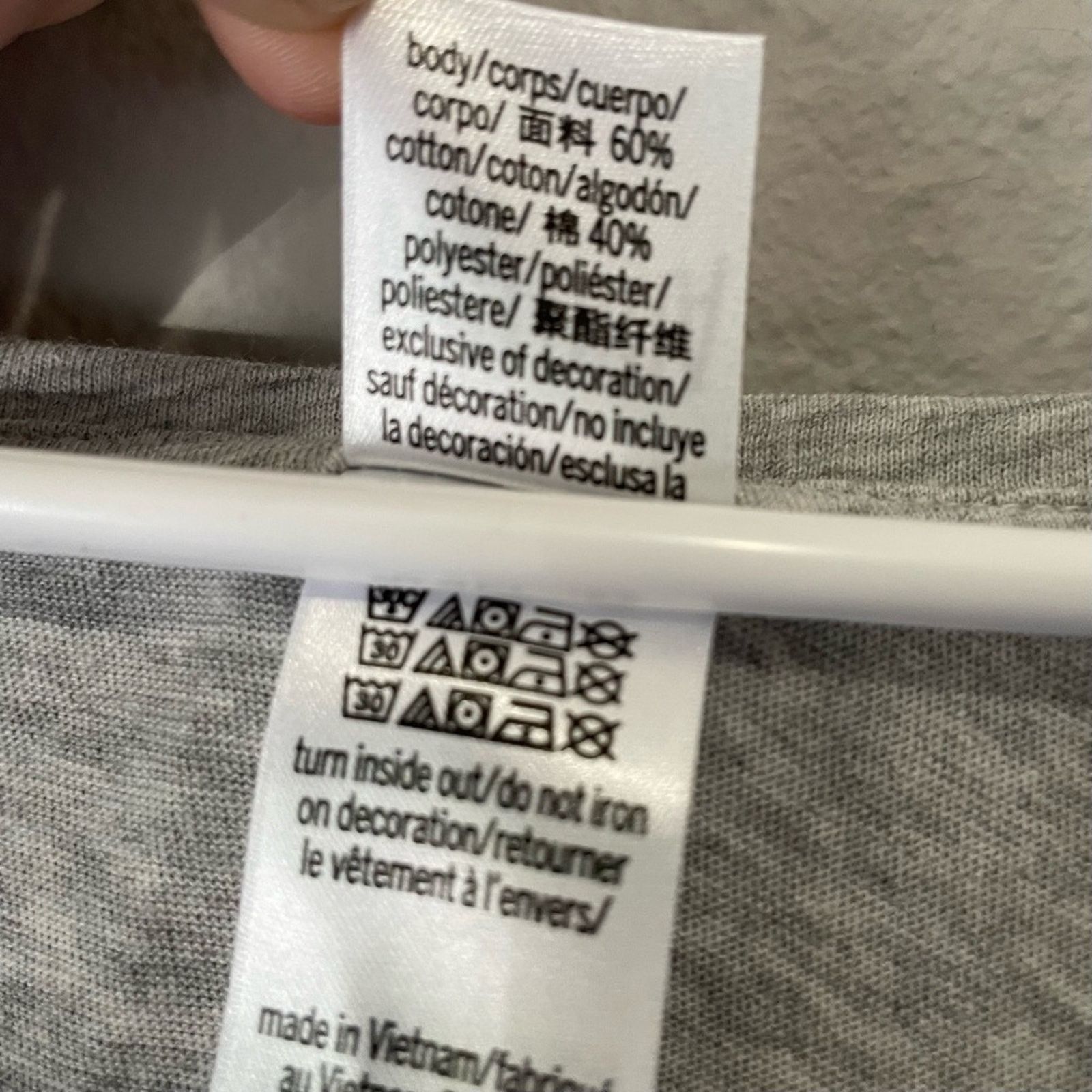 Victoria's Secret Victoria’s Secret Grey Tee M Victoria Boat Neck Long Sleeve Size M / US 6-8 / IT 42-44 - 5 Thumbnail