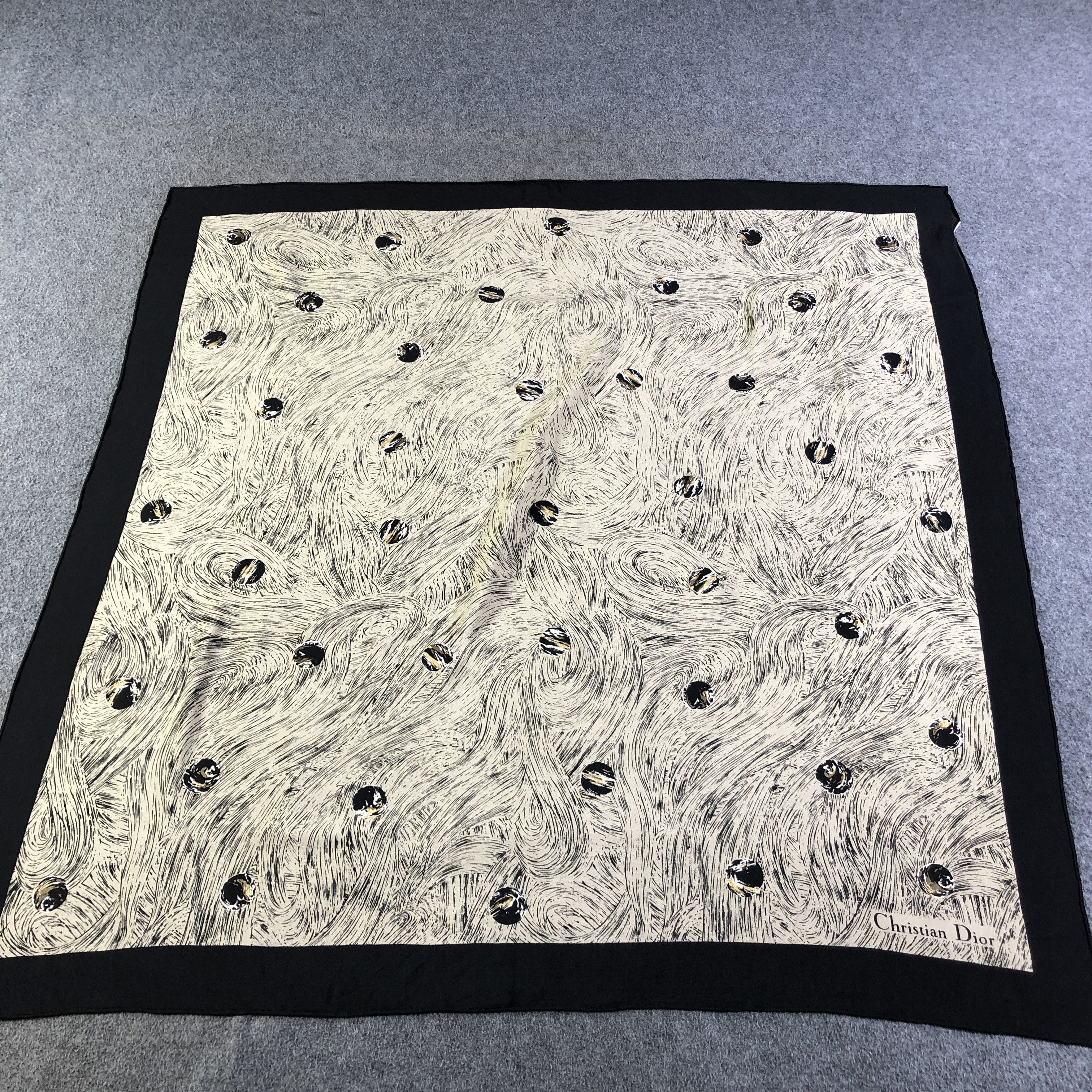 Christian Dior Monsieur Christian Dior Floral Hand Rolled Silk Scarf M1162 Size ONE SIZE - 2 Thumbnail