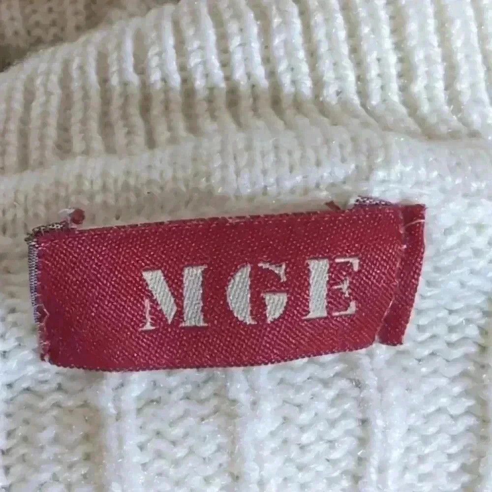 Other MGE Diagonal Pattern Off White Cable Knit Turtleneck Size S / US 4 / IT 40 - 5 Thumbnail