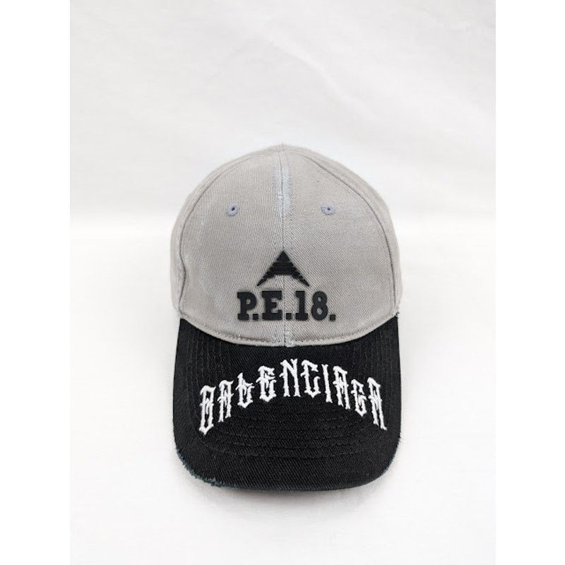 Balenciaga o1rshd1 Size: L / Cut Up Hat / Cap in Gray/Black Size ONE SIZE - 1 Thumbnail