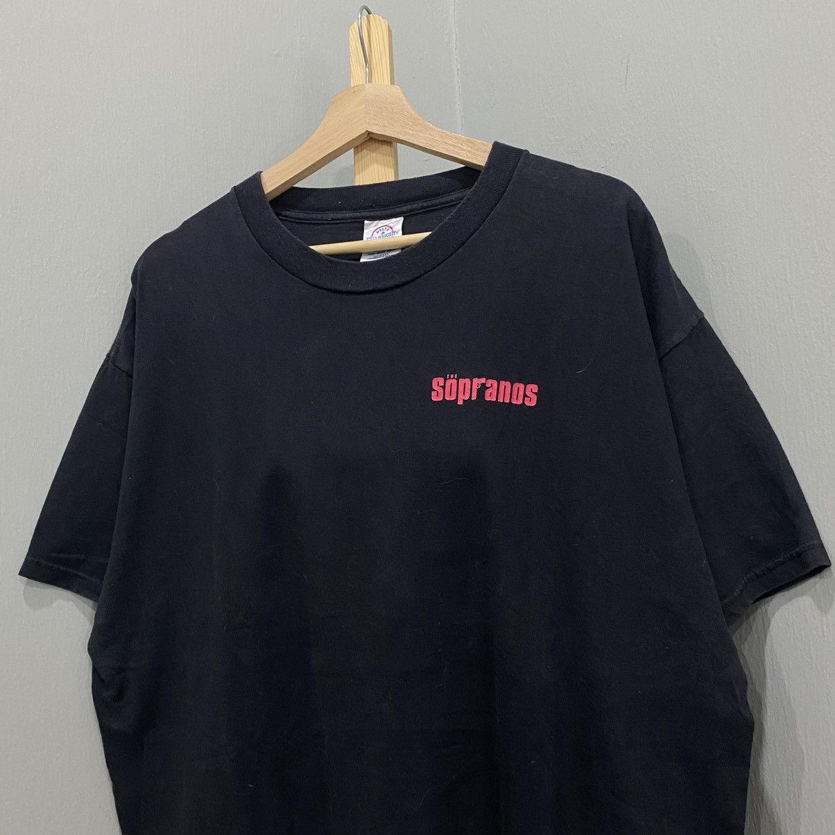 Vintage VINTAGE 2000 The Sopranos HBO TV Promo T-Shirt Red Logo Size US XL / EU 56 / 4 - 3 Thumbnail