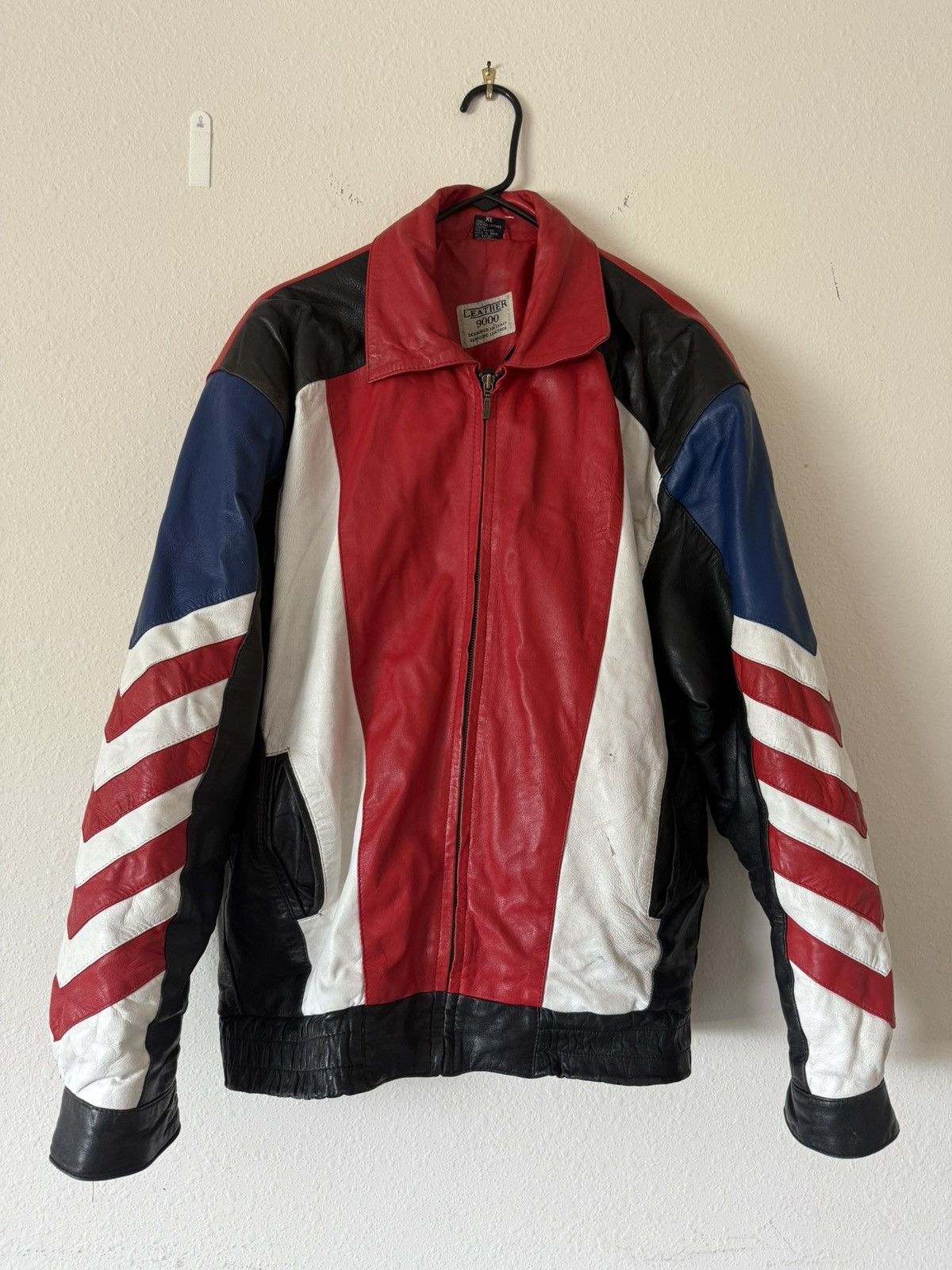 Vintage Vintage USA leather jacket Size US M / EU 48-50 / 2 - 4 Thumbnail