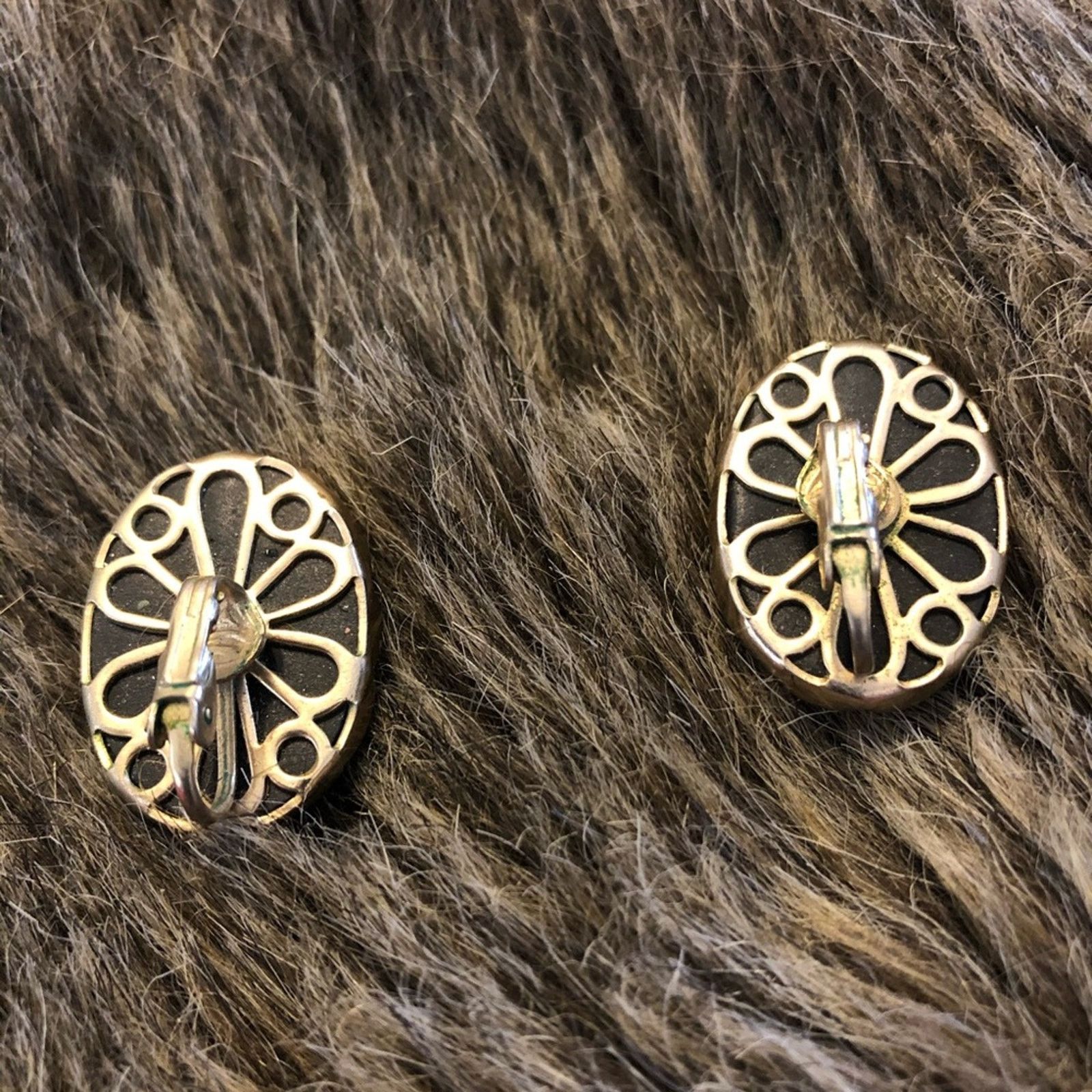 Vintage Vintage 60s-70s cabochon hematite clip earrings Size ONE SIZE - 2 Thumbnail