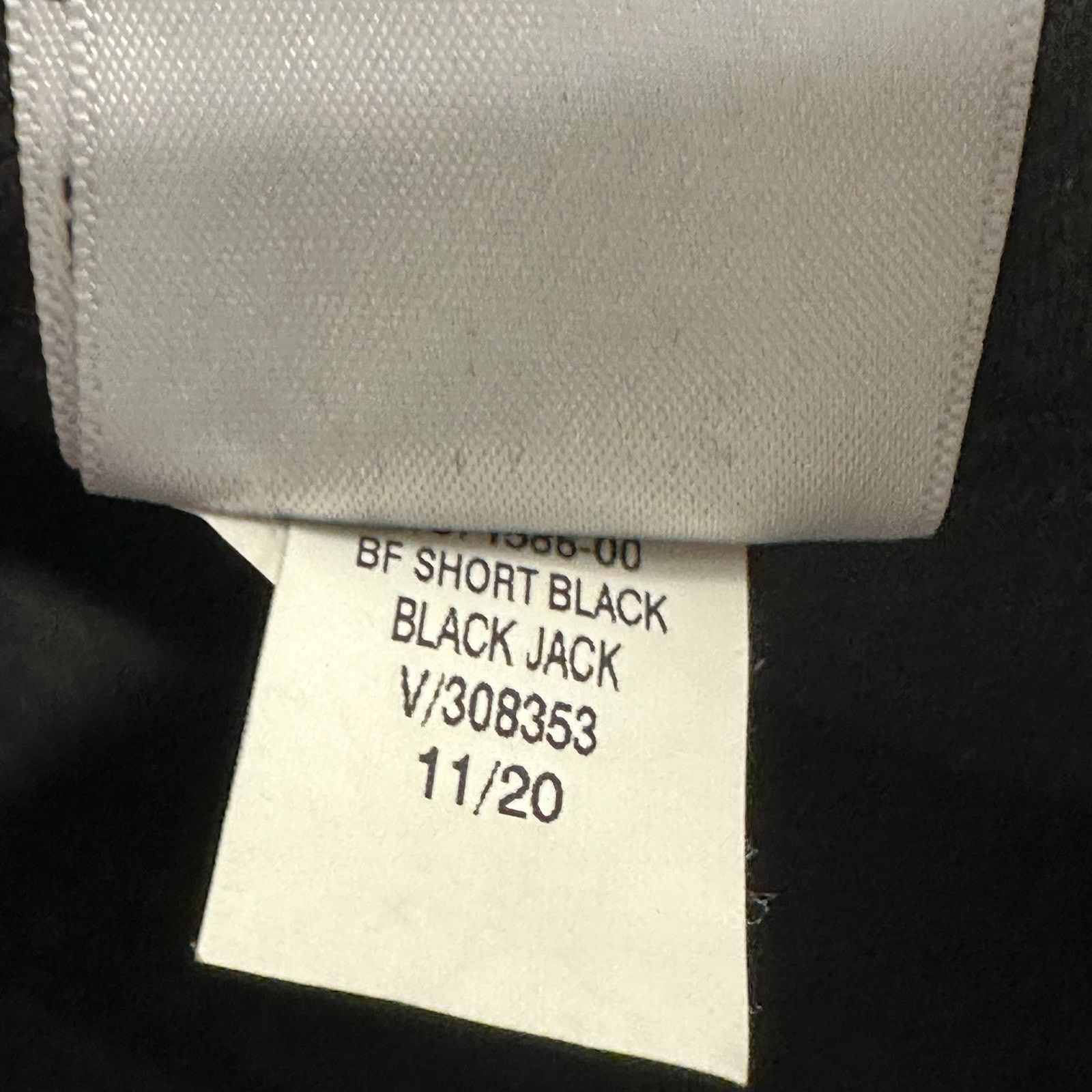 Old Navy Old Navy Women's Size 6 Black Jack Boyfriend Shorts Size 28" / US 6 / IT 42 - 7 Thumbnail