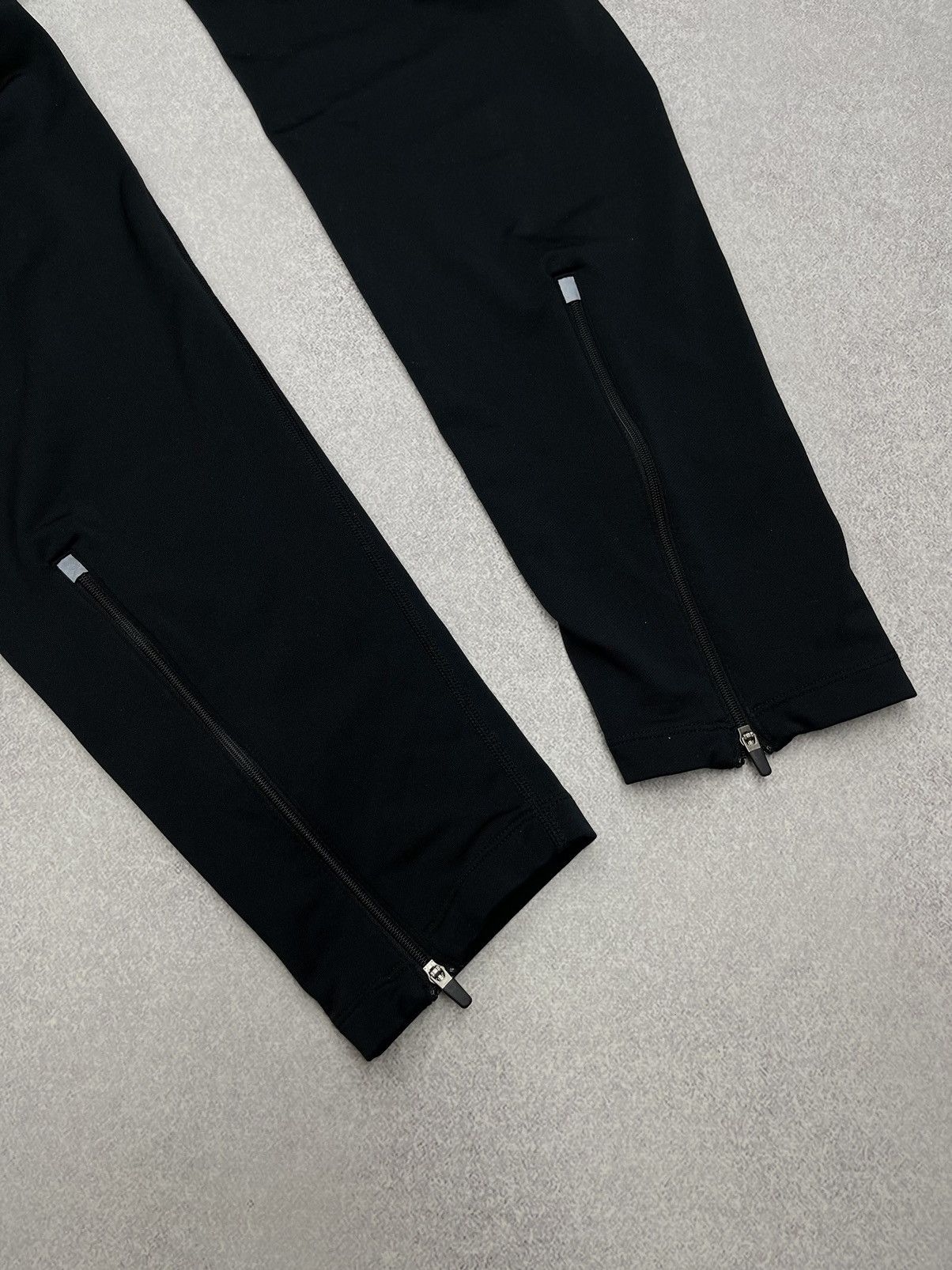 Nike Mens Nike Dri Fit Running Black Sweatpants Drill Y2K ACG TN Size US 30 / EU 46 - 5 Thumbnail